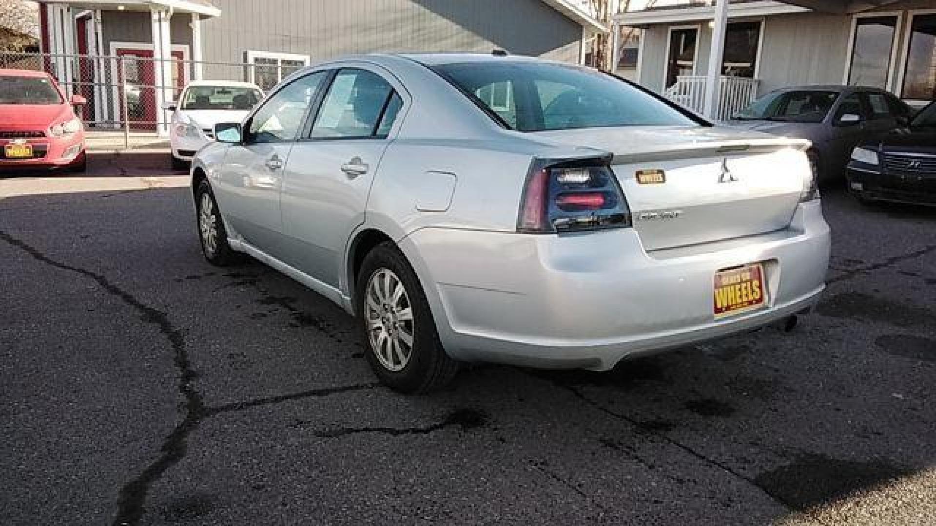 2007 Mitsubishi Galant ES (4A3AB56F97E) with an 2.4L L4 SOHC 16V engine, 4-Speed Automatic transmission, located at 1821 N Montana Ave., Helena, MT, 59601, 46.603447, -112.022781 - Photo#4