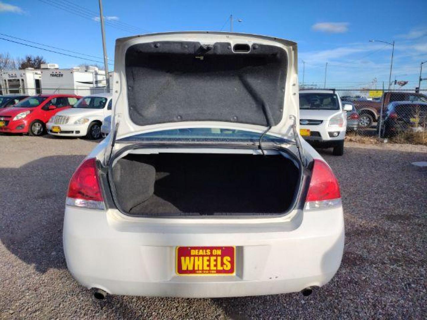 2008 Chevrolet Impala LTZ (2G1WU583081) with an 3.9L V6 OHV 12V FFV engine, 4-Speed Automatic transmission, located at 4801 10th Ave S,, Great Falls, MT, 59405, 47.494347, -111.229942 - Photo#12