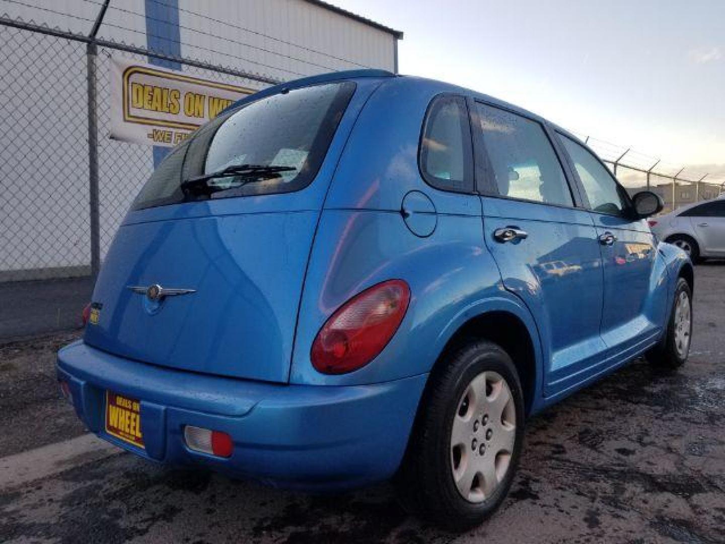 2008 Chrysler PT Cruiser Base (3A8FY48B88T) with an 2.4L L4 DOHC 16V engine, located at 1800 West Broadway, Missoula, 59808, (406) 543-1986, 46.881348, -114.023628 - Photo#4