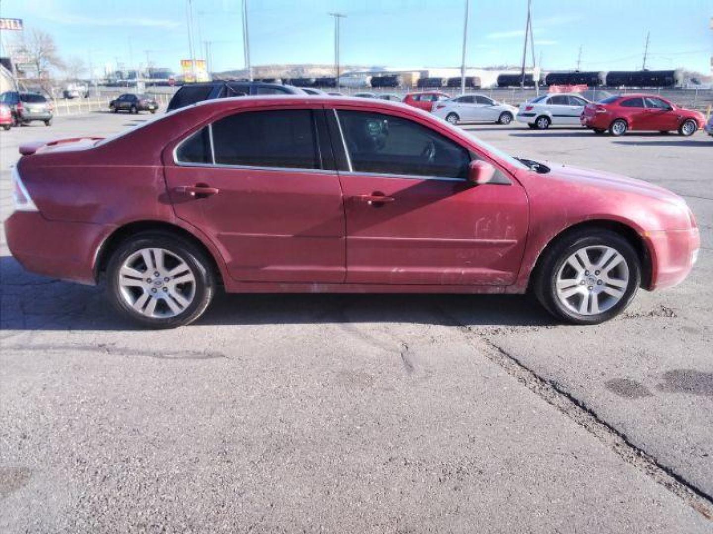 2008 RED FORD FUSION V6 SEL (3FAHP08118R) , located at 1800 West Broadway, Missoula, 59808, (406) 543-1986, 46.881348, -114.023628 - Photo#3