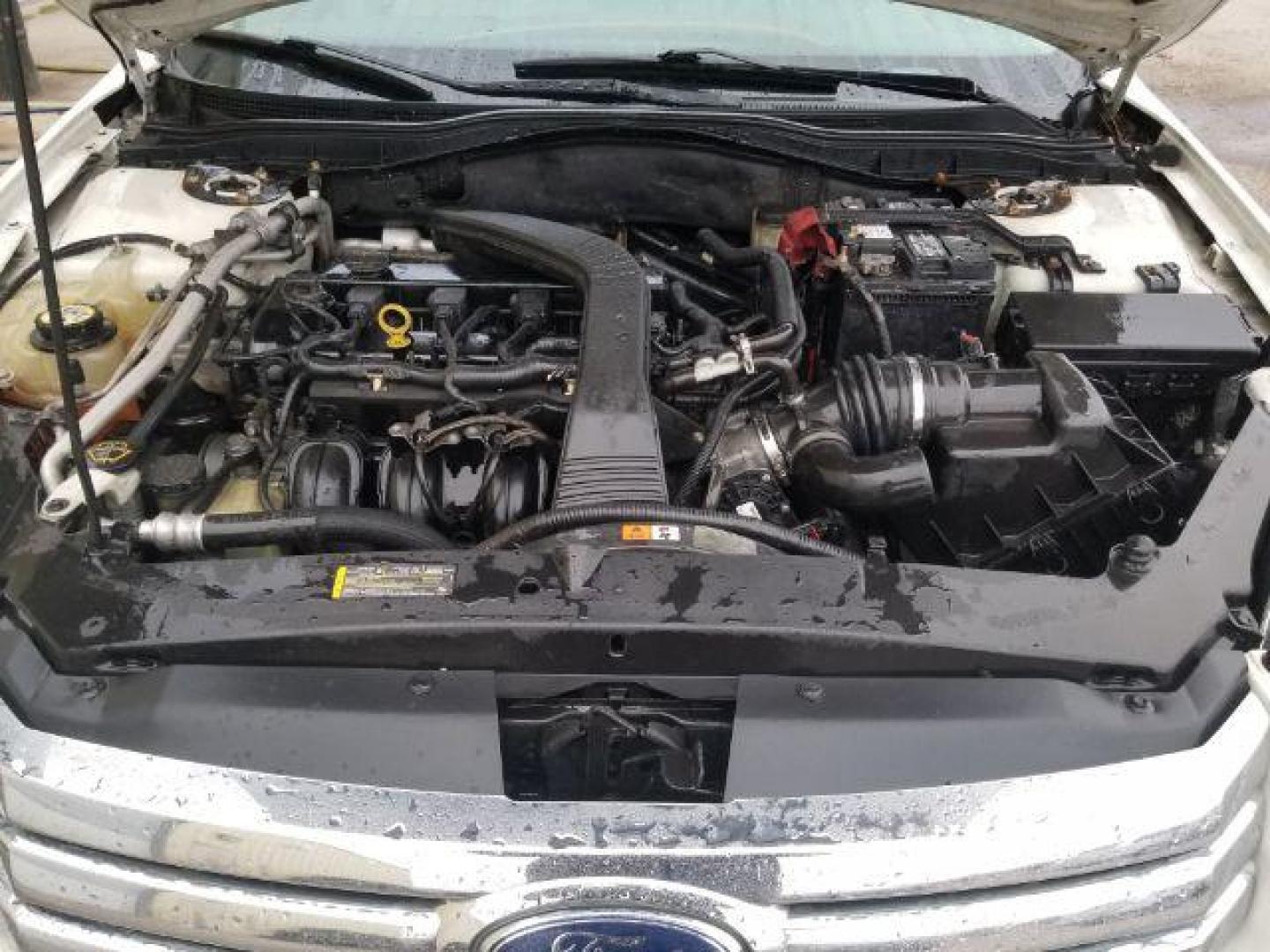 2008 Ford Fusion S (3FAHP06Z58R) with an 2.3L L4 DOHC 16V engine, located at 601 E. Idaho St., Kalispell, MT, 59901, 48.203983, -114.308662 - Photo#13