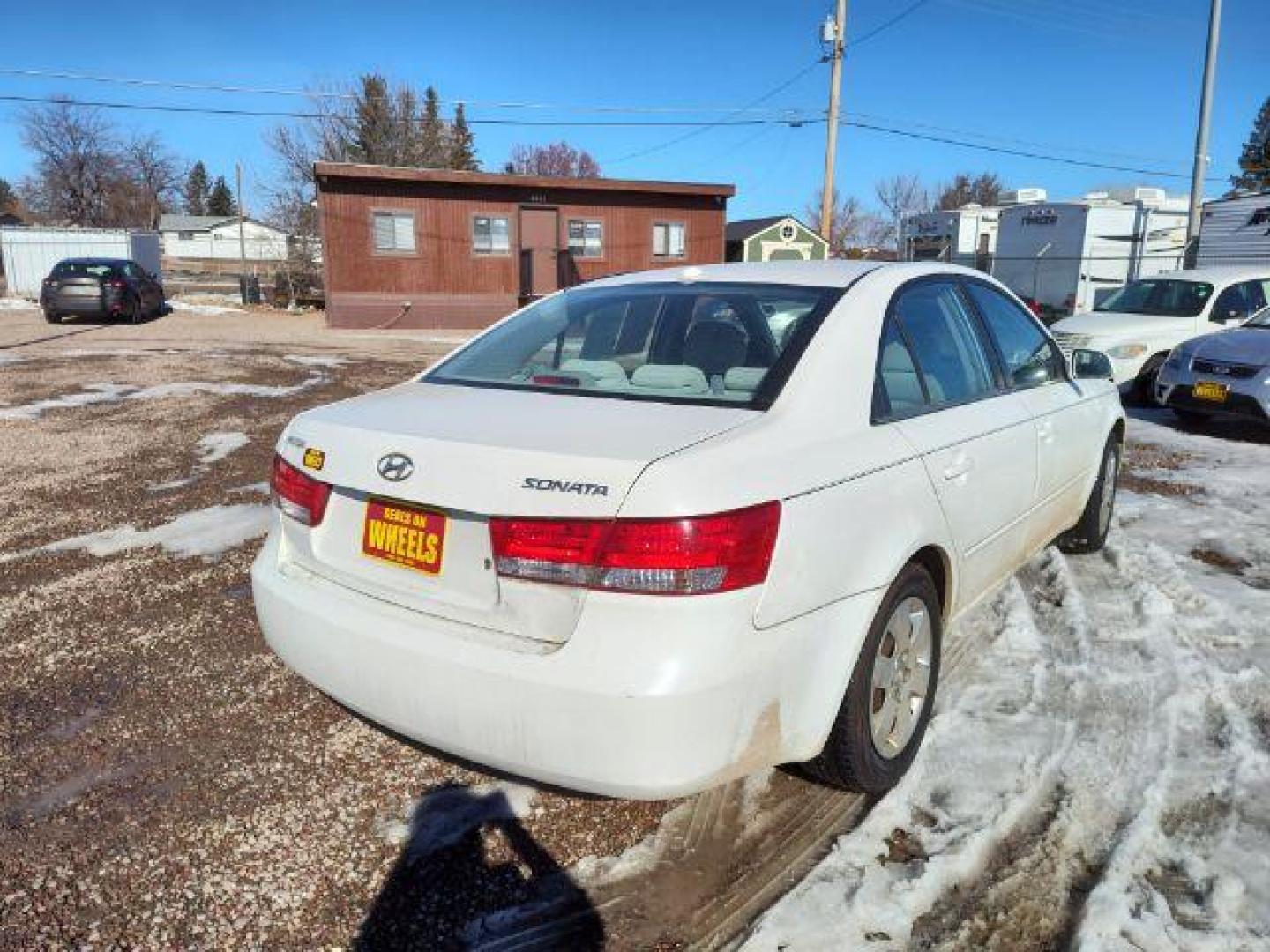 2008 Hyundai Sonata GLS (5NPET46C18H) with an 2.4L L4 DOHC 16V engine, located at 4801 10th Ave S,, Great Falls, MT, 59405, 47.494347, -111.229942 - Photo#3