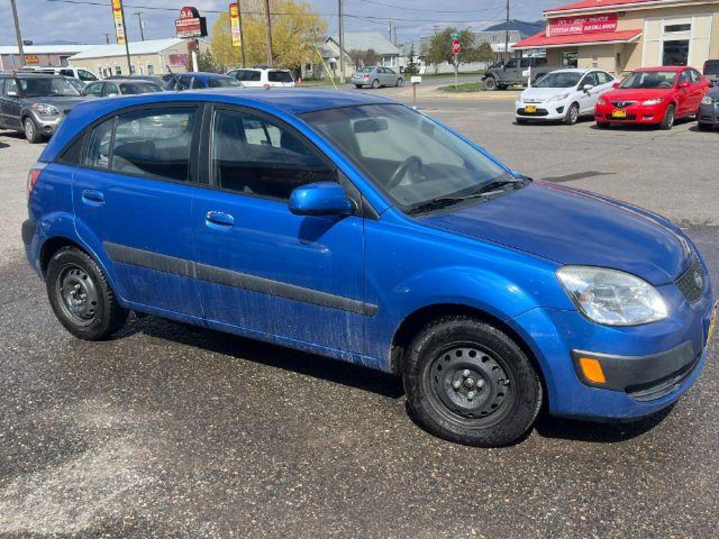 2008 Kia Rio5 LX (KNADE163086) with an 1.6L L4 DOHC 16V engine, located at 1821 N Montana Ave., Helena, MT, 59601, 46.603447, -112.022781 - Photo#2