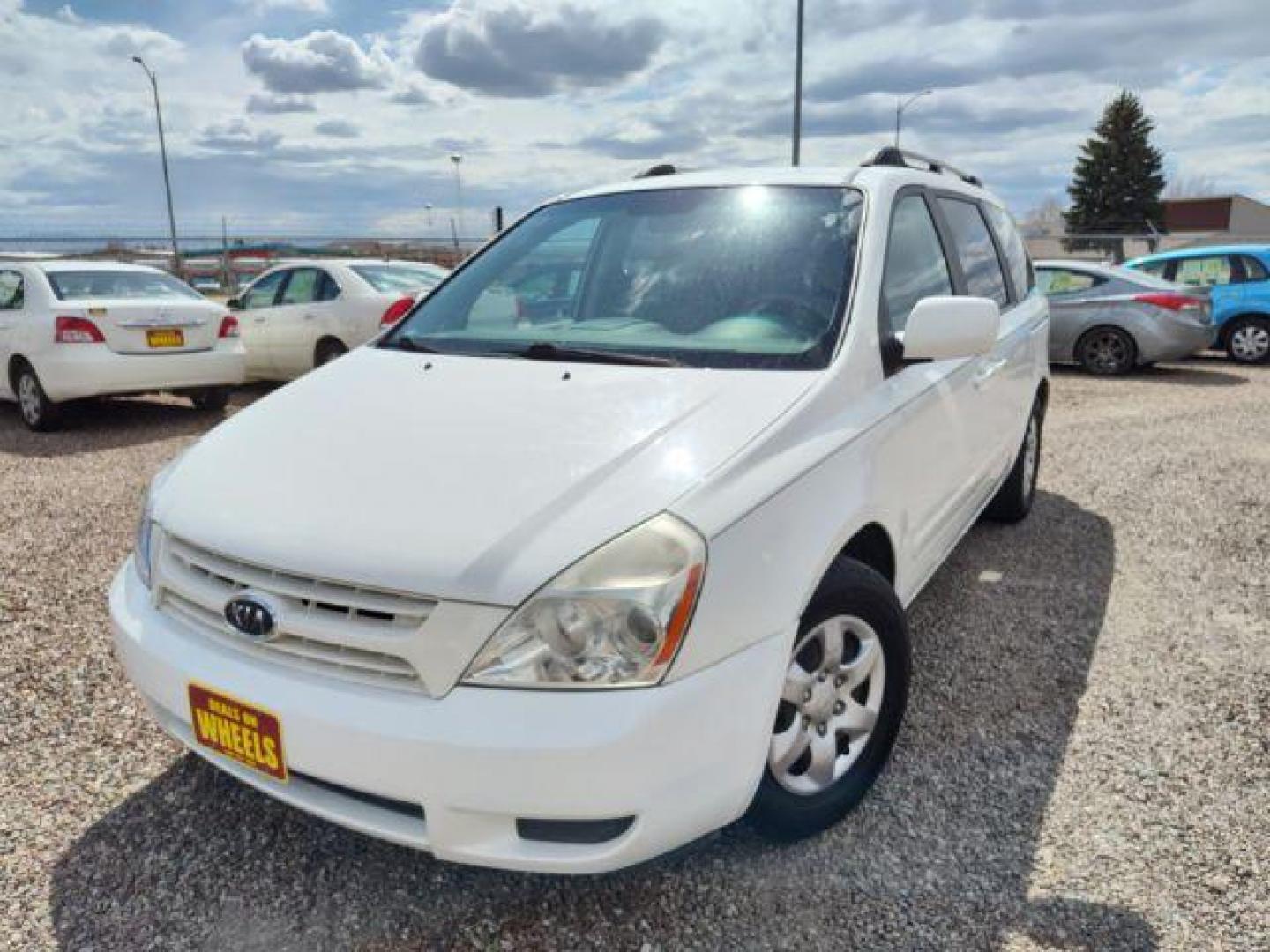 2008 Clear White Kia Sedona LX LWB (KNDMB233686) with an 3.8L V6 DOHC 24V engine, 5-Speed Automatic transmission, located at 4801 10th Ave S,, Great Falls, MT, 59405, 47.494347, -111.229942 - Photo#0