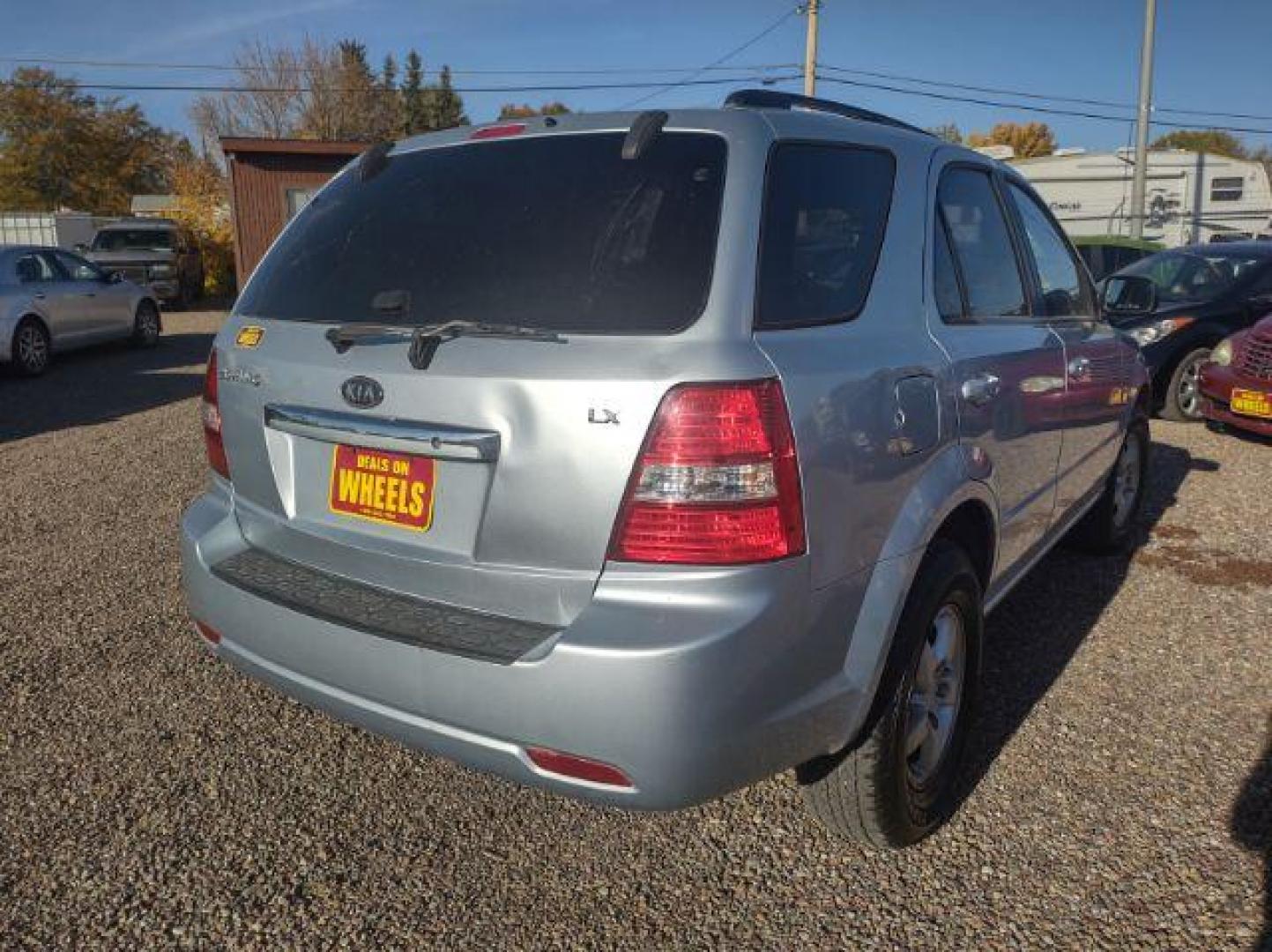 2008 Kia Sorento LX 4WD (KNDJC735885) with an 3.3L V6 DOHC 24V engine, 5-Speed Automatic transmission, located at 1800 West Broadway, Missoula, 59808, (406) 543-1986, 46.881348, -114.023628 - Photo#4