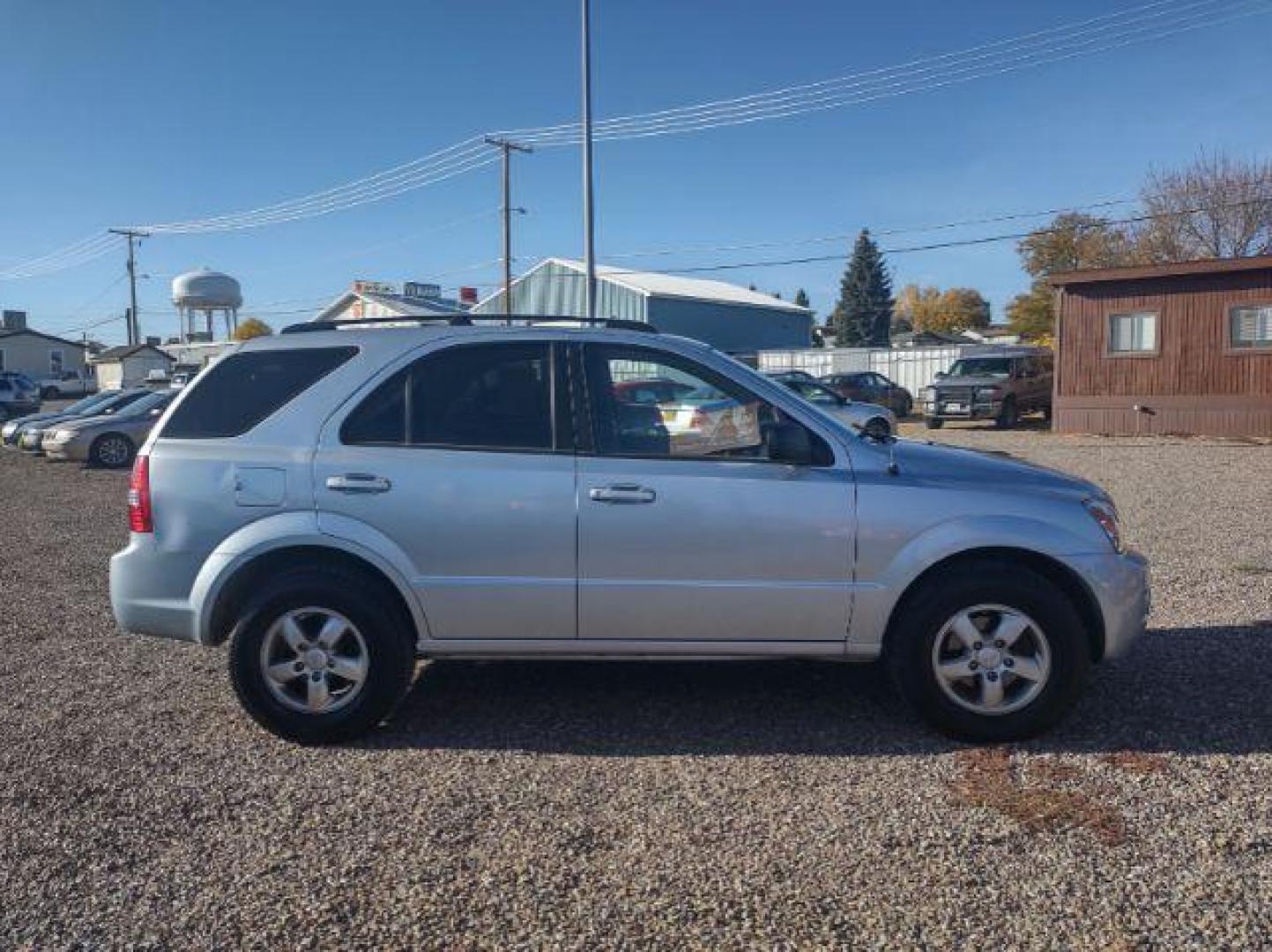 2008 Kia Sorento LX 4WD (KNDJC735885) with an 3.3L V6 DOHC 24V engine, 5-Speed Automatic transmission, located at 1800 West Broadway, Missoula, 59808, (406) 543-1986, 46.881348, -114.023628 - Photo#5