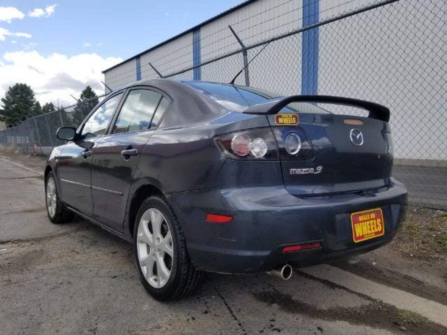 2008 Mazda MAZDA3 i Touring 4-Door (JM1BK32F781) with an 2.0L L4 DOHC 16V engine, located at 1821 N Montana Ave., Helena, MT, 59601, 46.603447, -112.022781 - Photo#3