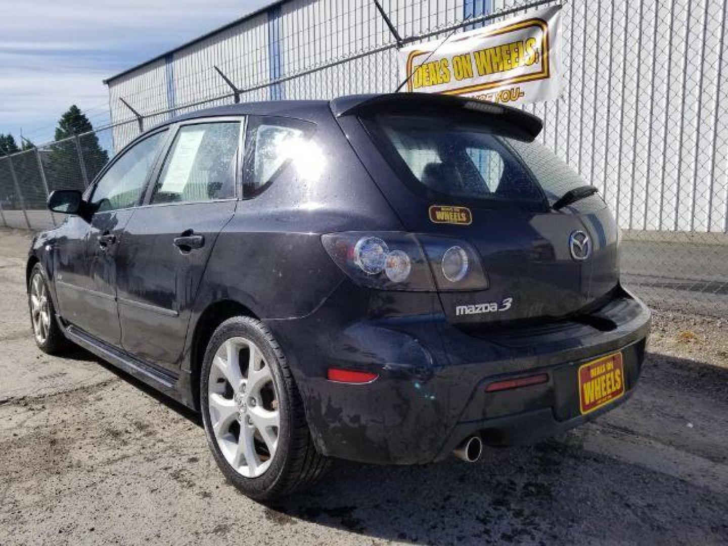 2008 Mazda MAZDA3 s Grand Touring 5-Door (JM1BK343081) with an 2.3L L4 DOHC 16V engine, located at 1821 N Montana Ave., Helena, MT, 59601, 46.603447, -112.022781 - Photo#3