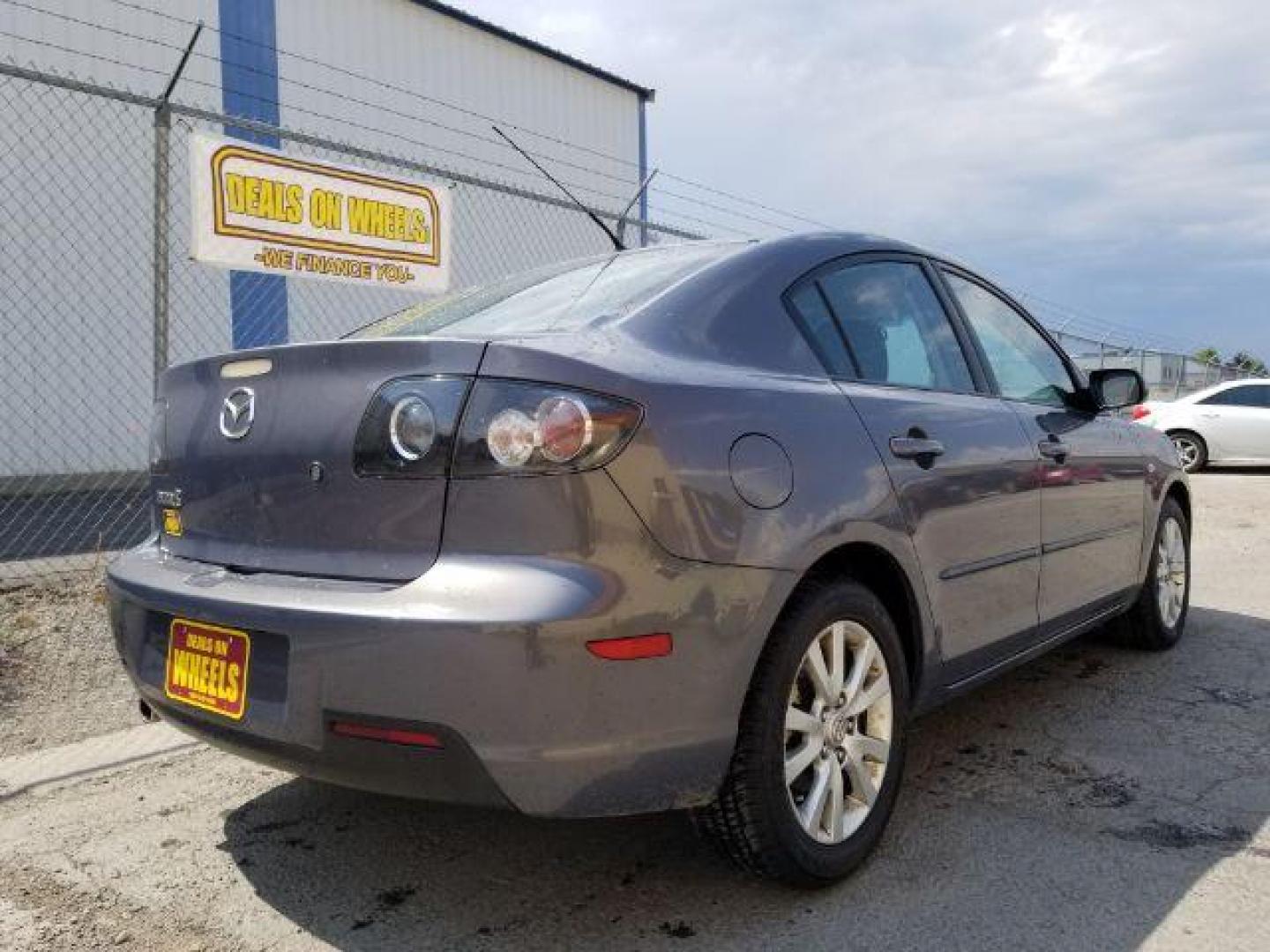 2008 Mazda MAZDA3 i Sport 4-Door (JM1BK12F881) with an 2.0L L4 DOHC 16V engine, located at 601 E. Idaho St., Kalispell, MT, 59901, 48.203983, -114.308662 - Photo#4