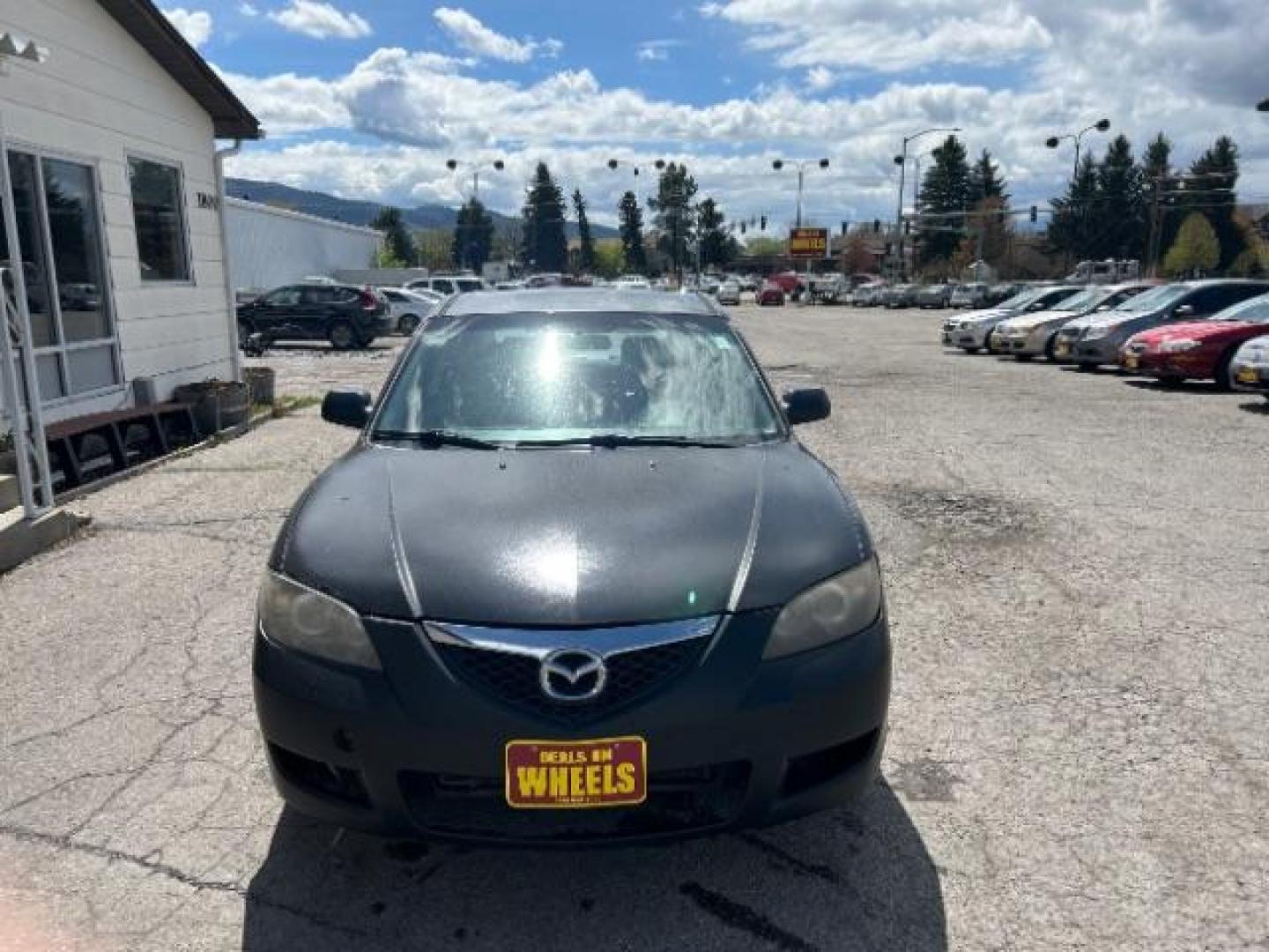 2008 Mazda MAZDA3 i Sport 4-Door (JM1BK32F981) with an 2.0L L4 DOHC 16V engine, located at 1800 West Broadway, Missoula, 59808, (406) 543-1986, 46.881348, -114.023628 - Photo#1