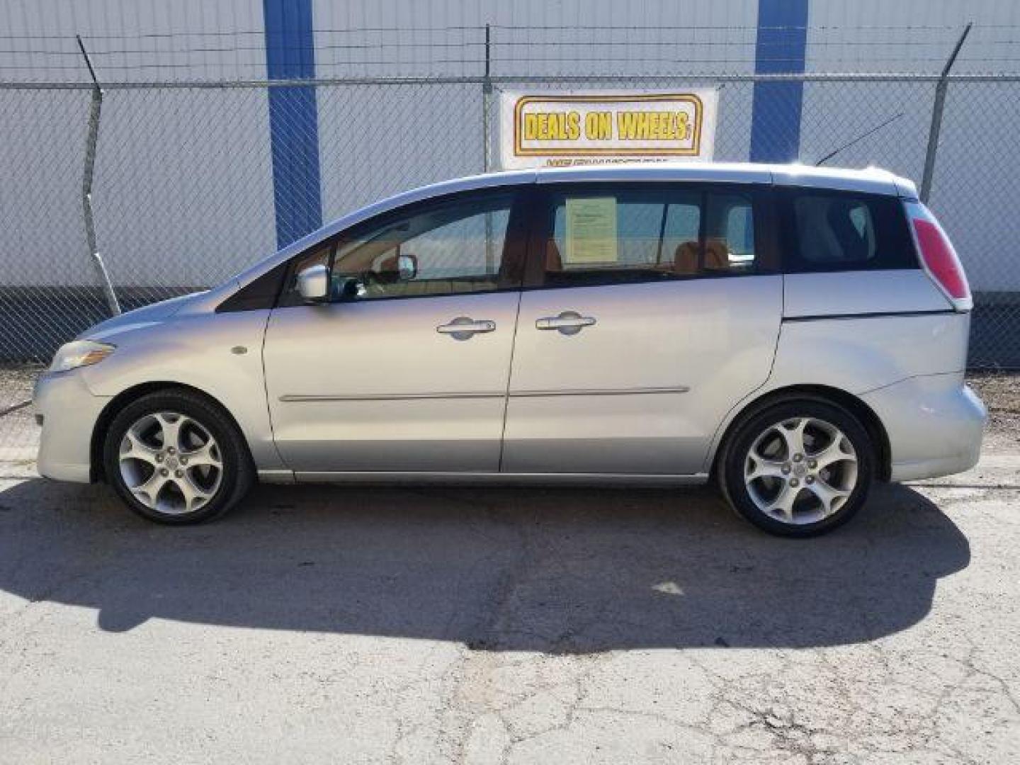 2008 Mazda MAZDA5 Sport (JM1CR293880) with an 2.3L L4 DOHC 16V engine, located at 601 E. Idaho St., Kalispell, MT, 59901, 48.203983, -114.308662 - Photo#2