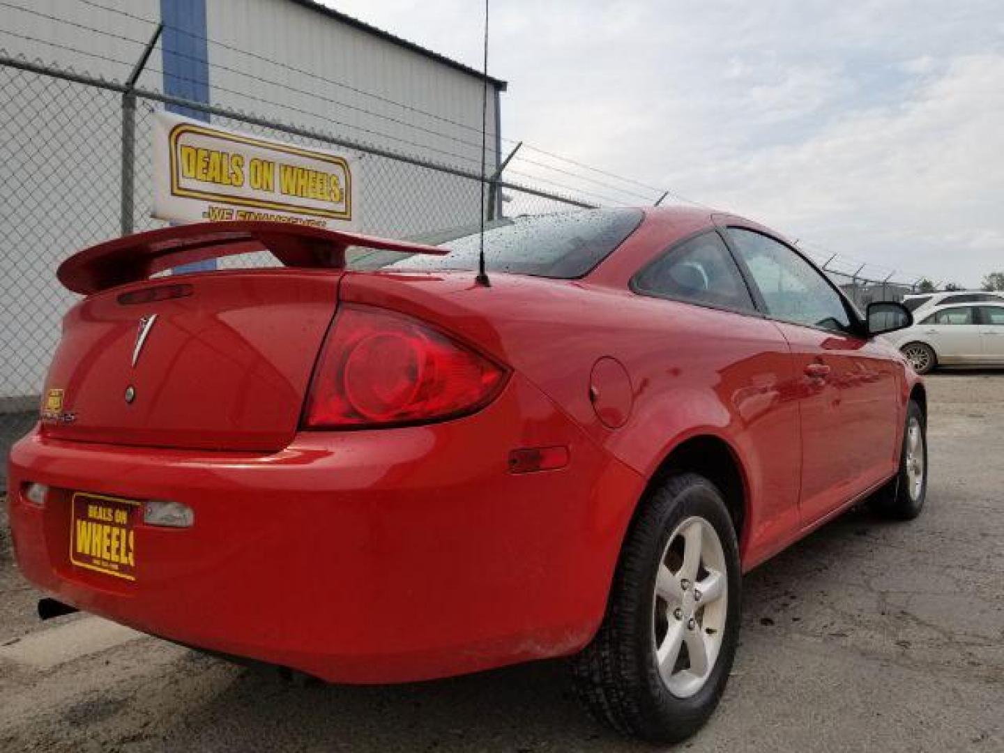 2008 Pontiac G5 Coupe (1G2AL18F687) with an 2.2L L4 DOHC 16V engine, Automatic transmission, located at 4801 10th Ave S,, Great Falls, MT, 59405, 47.494347, -111.229942 - Photo#4