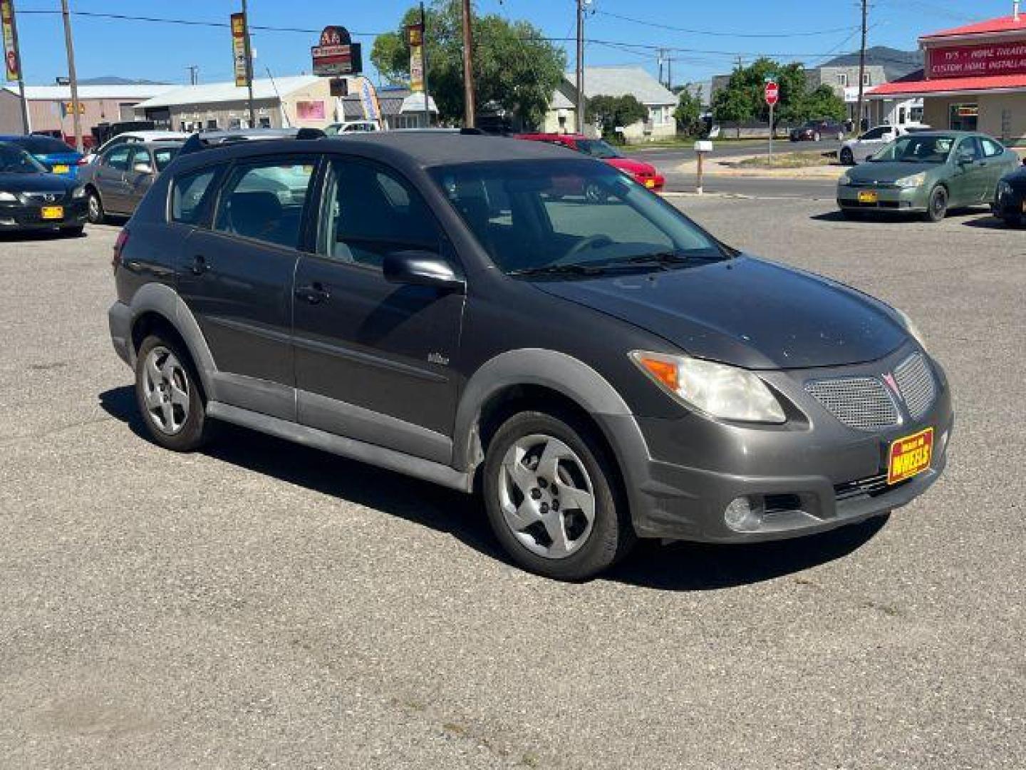 2008 Pontiac Vibe Base (5Y2SL65868Z) with an 1.8L L4 DOHC 16V engine, 5-Speed Manual transmission, located at 1821 N Montana Ave., Helena, MT, 59601, 46.603447, -112.022781 - Photo#2