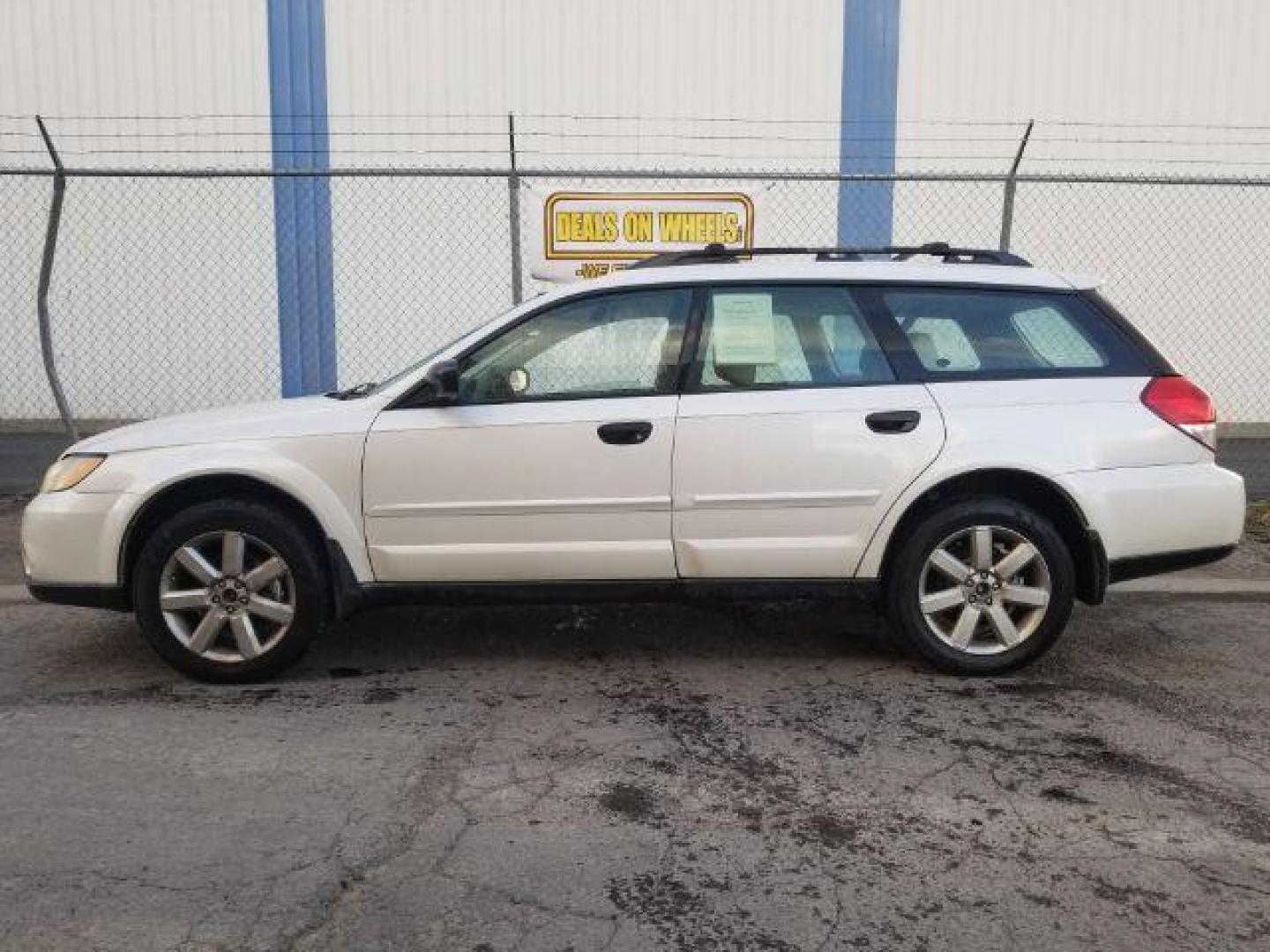 2008 Subaru Outback 2.5i (4S4BP61C487) with an 2.5L H4 SOHC 16V engine, 4-Speed Automatic transmission, located at 4801 10th Ave S,, Great Falls, MT, 59405, 47.494347, -111.229942 - Photo#6