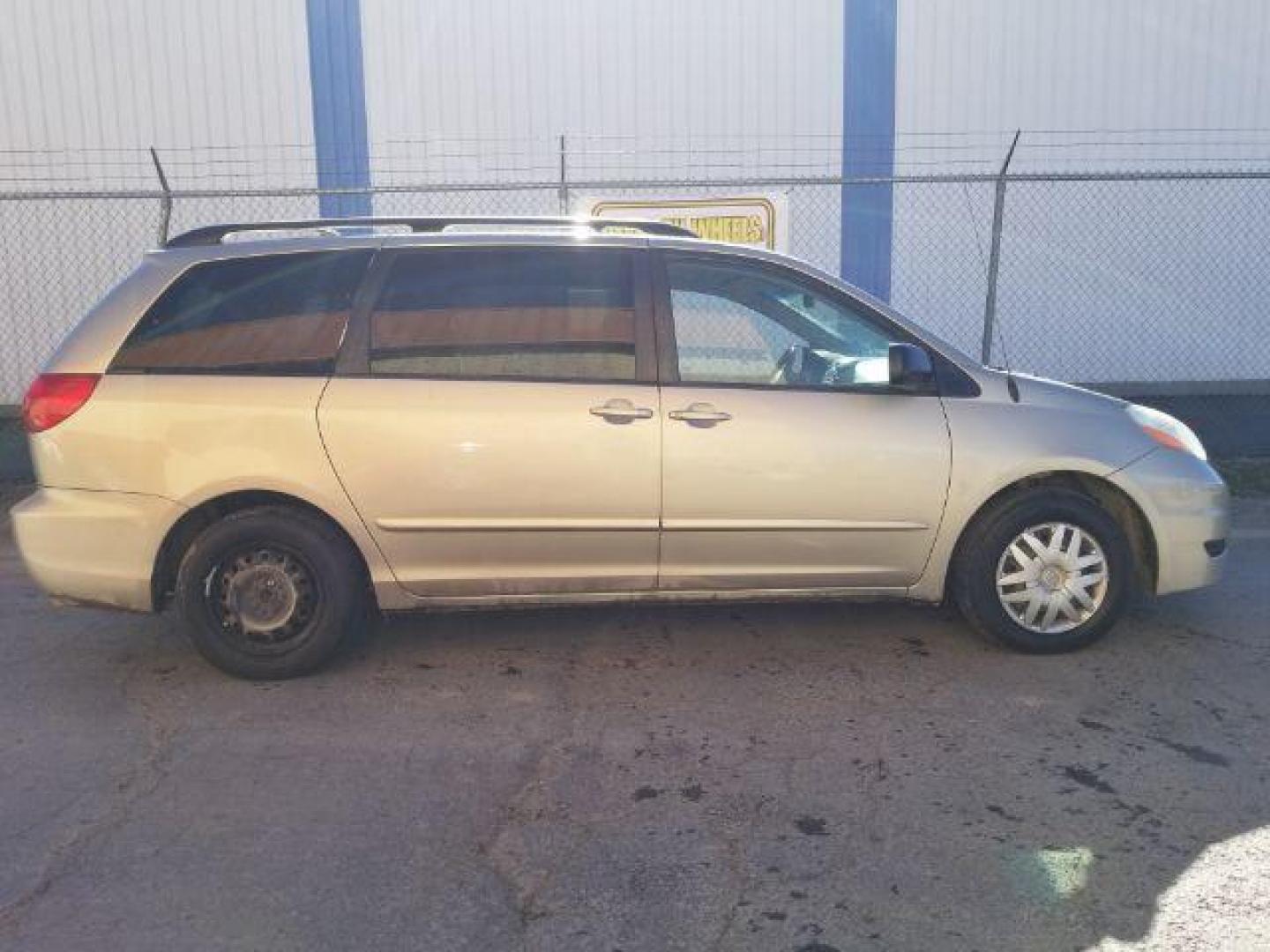 2008 Desert Sand Mica Toyota Sienna CE FWD 8-Passenger (5TDZK23C58S) with an 3.5L V6 EFI DOHC 24V engine, 5-Speed Automatic transmission, located at 601 E. Idaho St., Kalispell, MT, 59901, 48.203983, -114.308662 - Photo#5