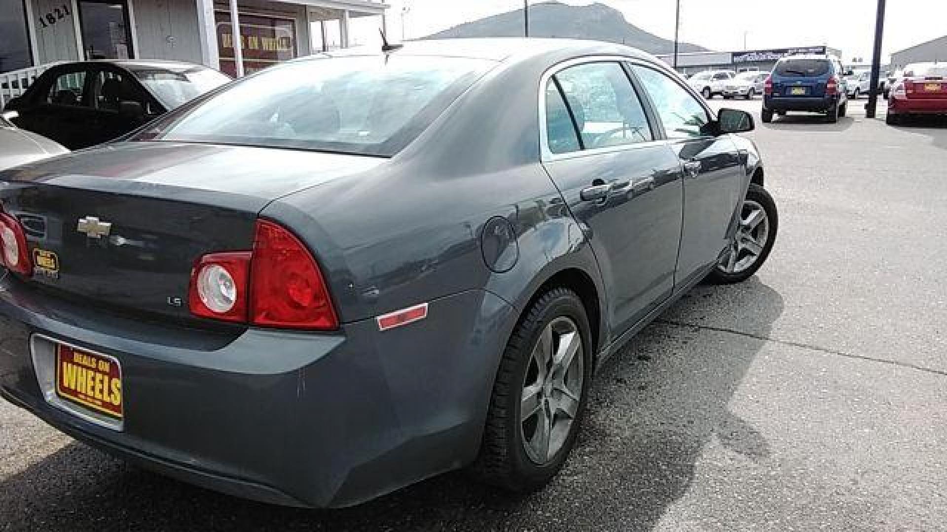 2009 Chevrolet Malibu LS (1G1ZG57B19F) with an 2.4L L4 DOHC 16V engine, 4-Speed Automatic transmission, located at 1821 N Montana Ave., Helena, MT, 59601, 46.603447, -112.022781 - Photo#2