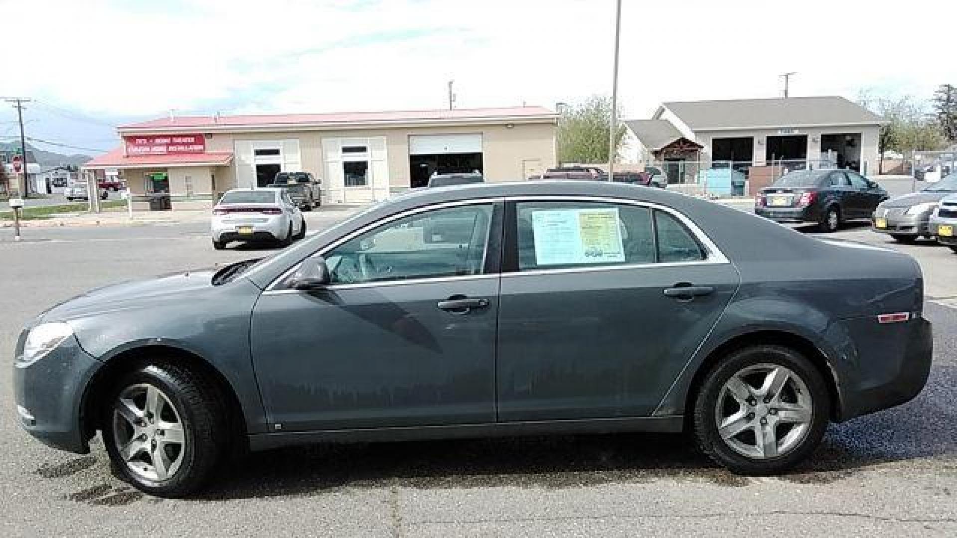 2009 Chevrolet Malibu LS (1G1ZG57B19F) with an 2.4L L4 DOHC 16V engine, 4-Speed Automatic transmission, located at 1821 N Montana Ave., Helena, MT, 59601, 46.603447, -112.022781 - Photo#5