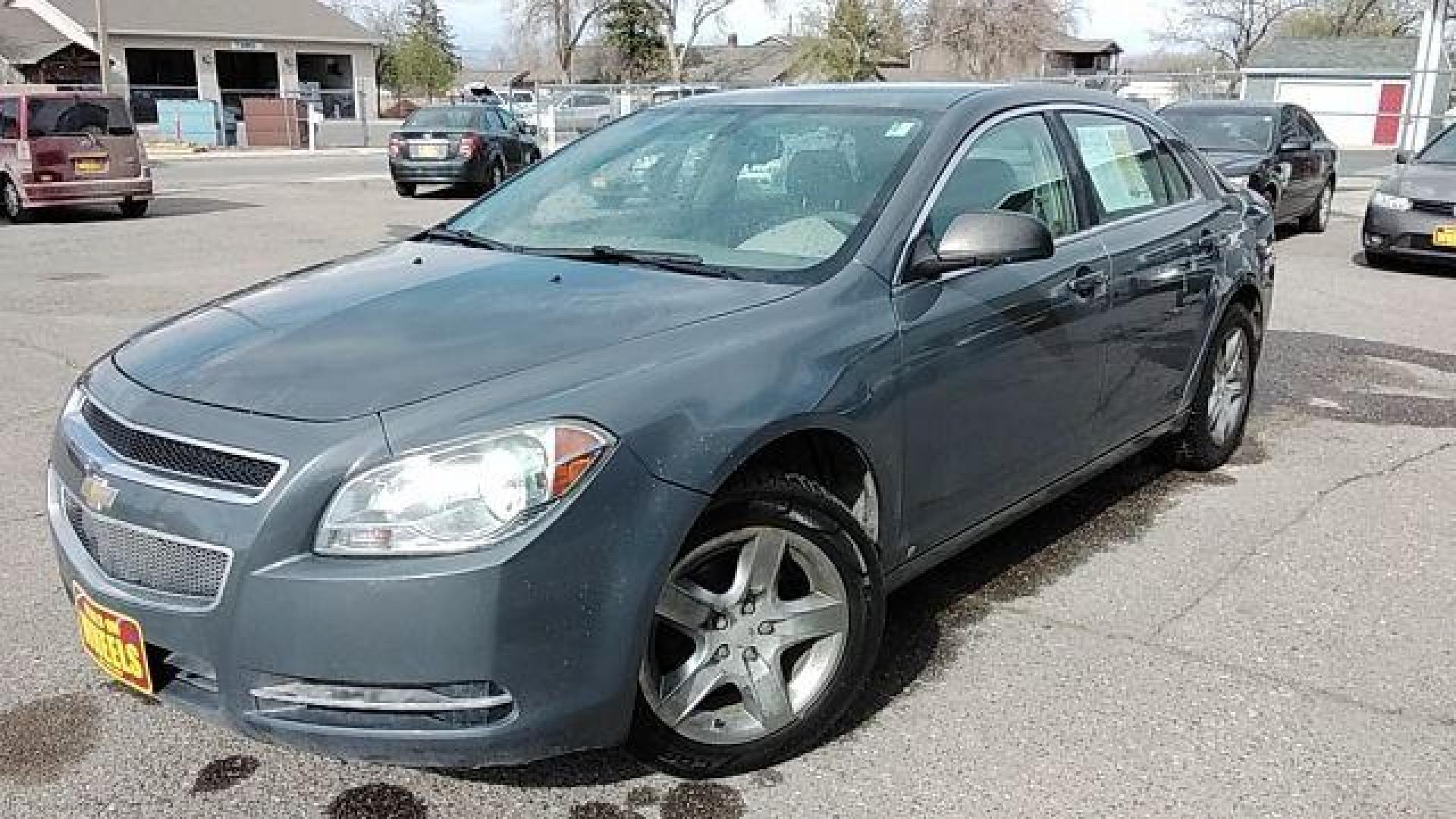 2009 Chevrolet Malibu LS (1G1ZG57B19F) with an 2.4L L4 DOHC 16V engine, 4-Speed Automatic transmission, located at 1821 N Montana Ave., Helena, MT, 59601, 46.603447, -112.022781 - Photo#6