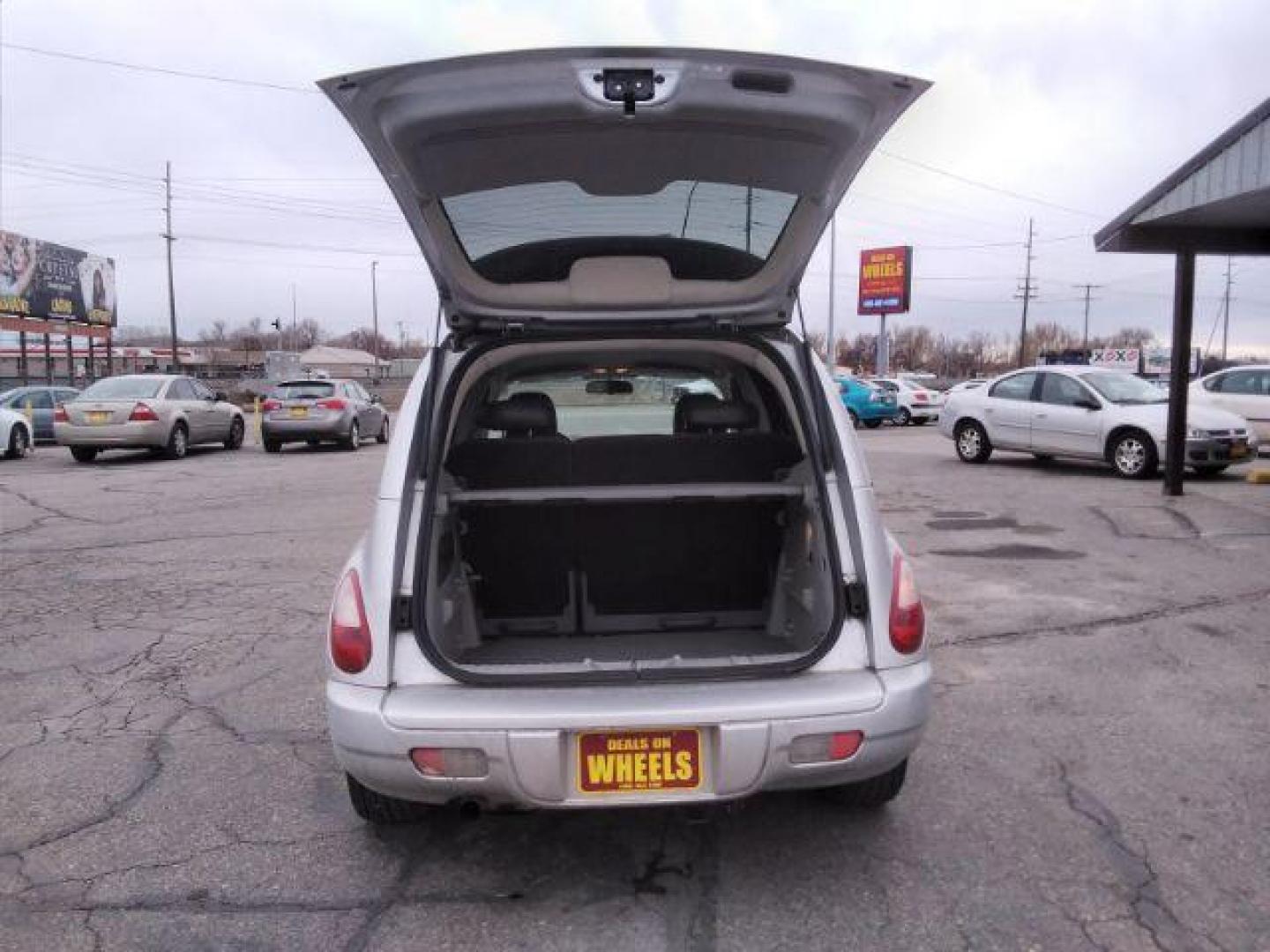 2009 Chrysler PT Cruiser Touring (3A8FY58939T) with an 2.4L L4 DOHC 16V engine, located at 4047 Montana Ave., Billings, MT, 59101, 45.770847, -108.529800 - Photo#7