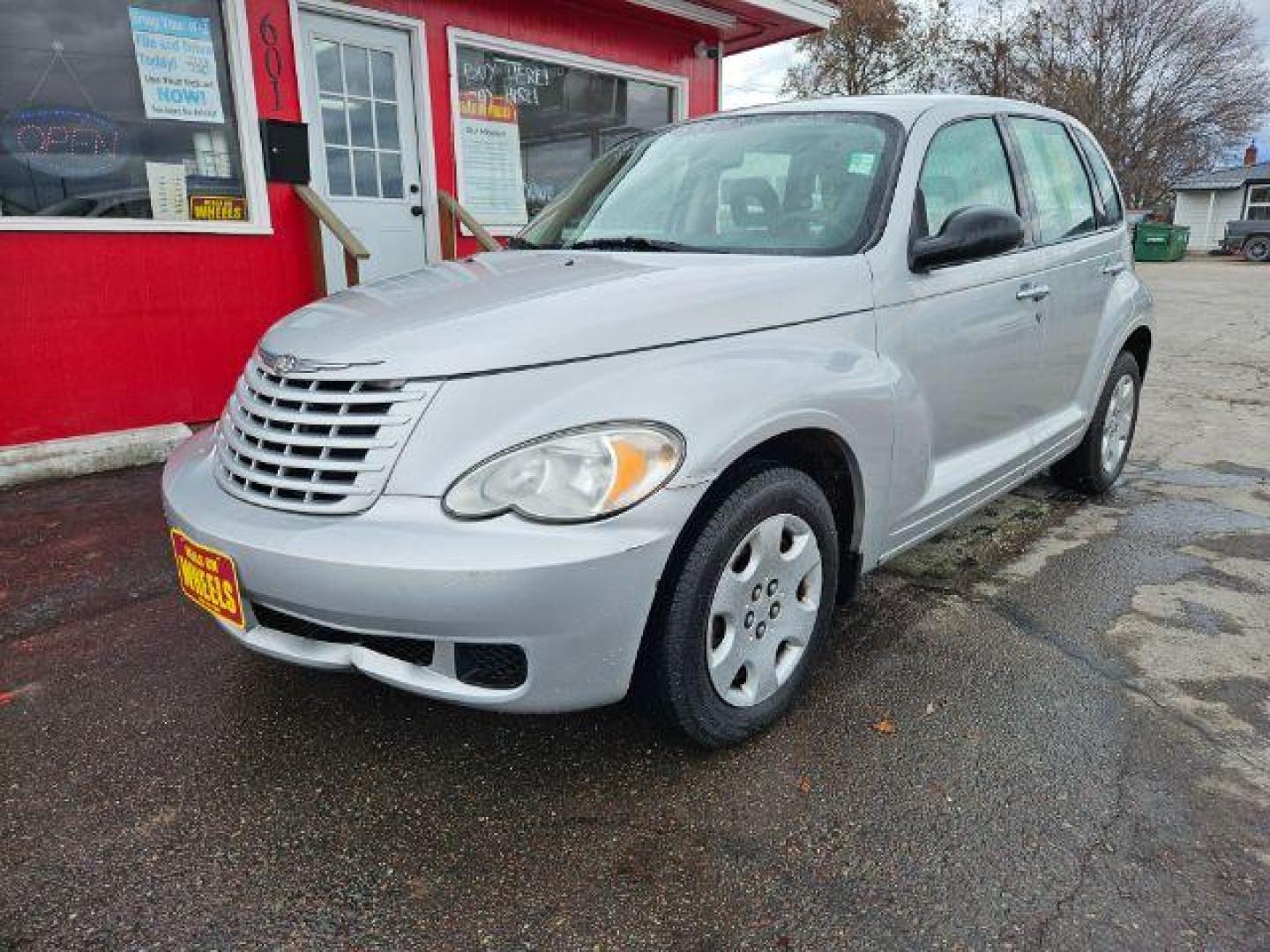 2009 Chrysler PT Cruiser Base (3A8FY48989T) with an 2.4L L4 DOHC 16V engine, located at 601 E. Idaho St., Kalispell, MT, 59901, 48.203983, -114.308662 - Photo#0