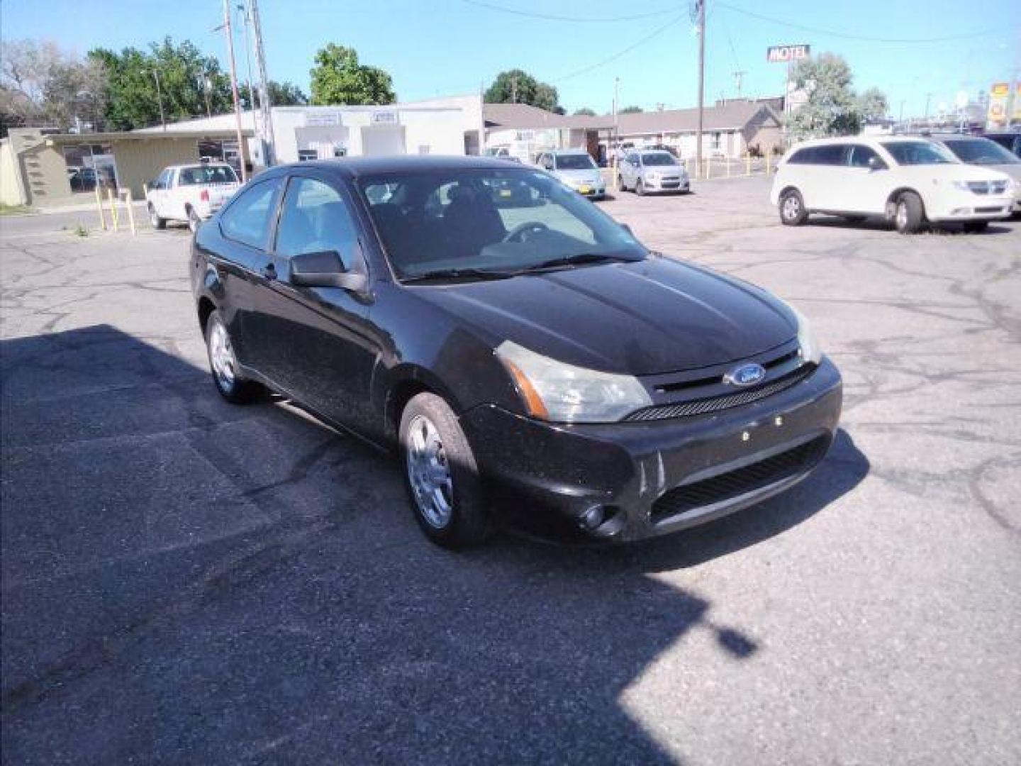 2009 Ford Focus SE Coupe (1FAHP32N69W) with an 2.0L L4 DOHC 16V engine, located at 4801 10th Ave S,, Great Falls, MT, 59405, 47.494347, -111.229942 - Photo#6