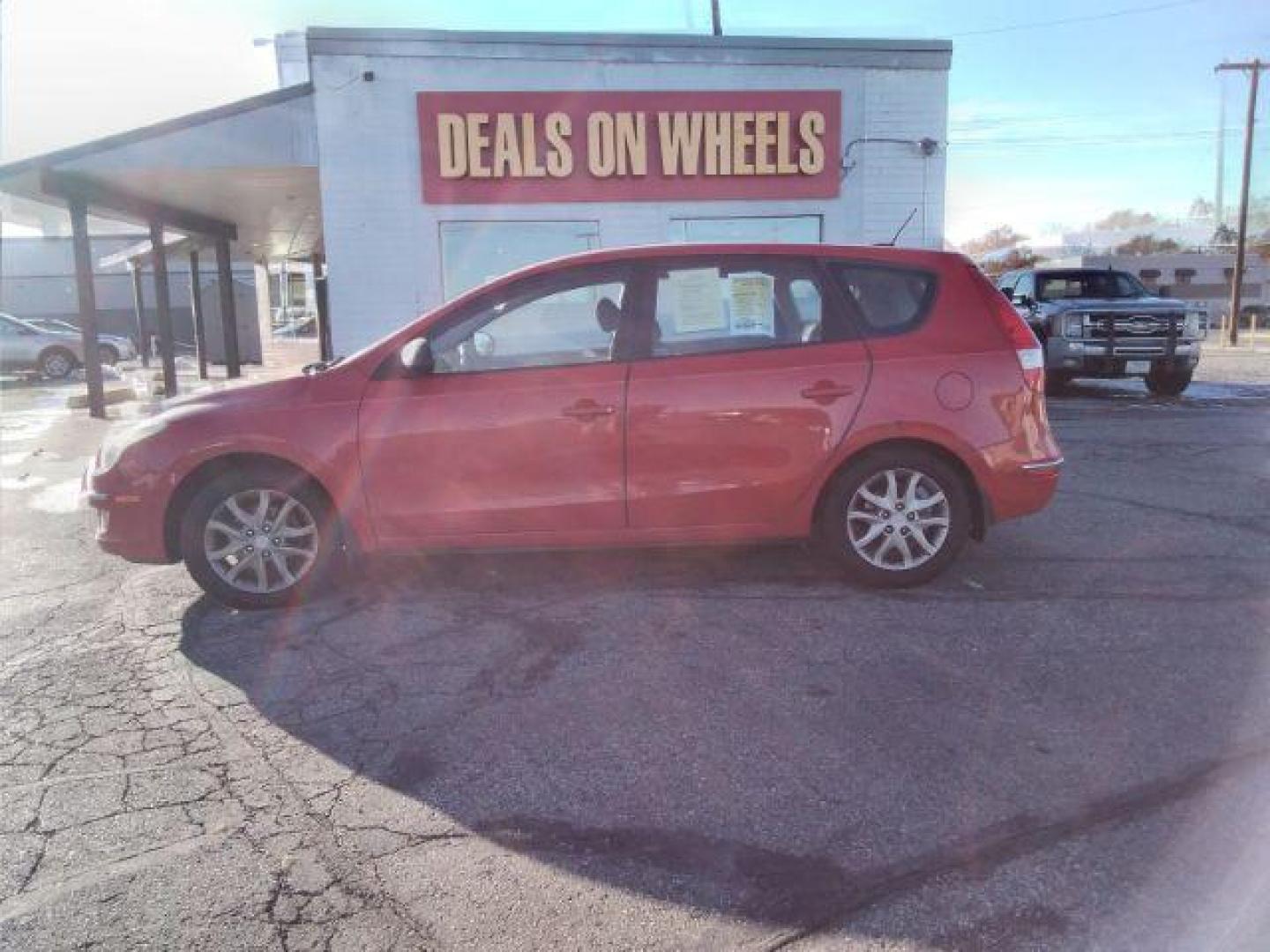 2009 Hyundai Elantra Automatic (KMHDC86E19U) with an 2.0L L4 DOHC 16V engine, 4-Speed Automatic transmission, located at 1800 West Broadway, Missoula, 59808, (406) 543-1986, 46.881348, -114.023628 - Photo#0