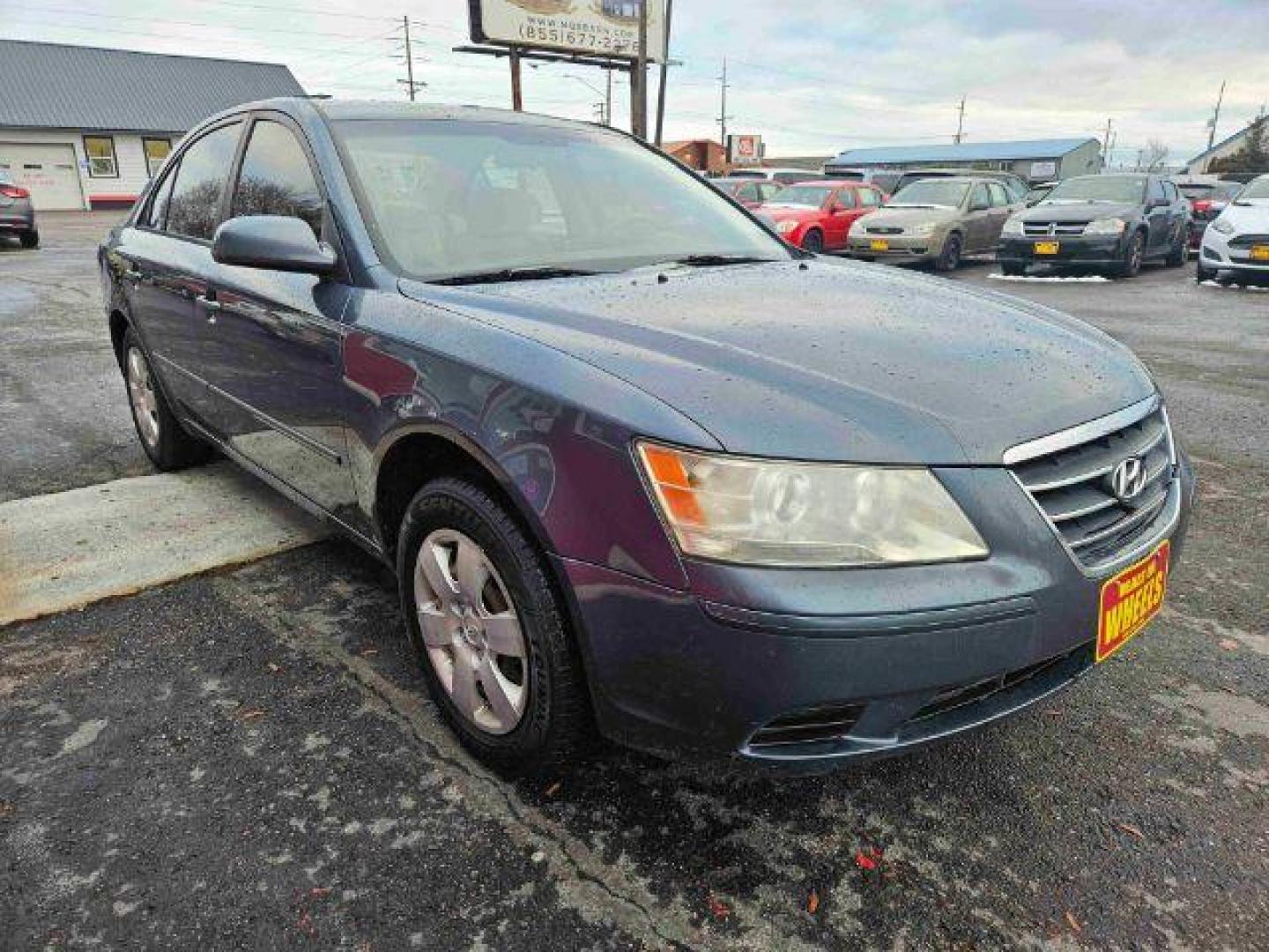 2009 Hyundai Sonata GLS (5NPET46C09H) with an 2.4L L4 DOHC 16V engine, located at 1800 West Broadway, Missoula, 59808, (406) 543-1986, 46.881348, -114.023628 - Looking for a reliable and affordable pre-owned vehicle in Kalispell, MT? Look no further than this 2009 Hyundai Sonata GLS available at DOW - Kalispell. With its impressive features and affordable price tag of $14,495, this sedan is a great option for anyone in the market for a used car. The 2009 - Photo#6