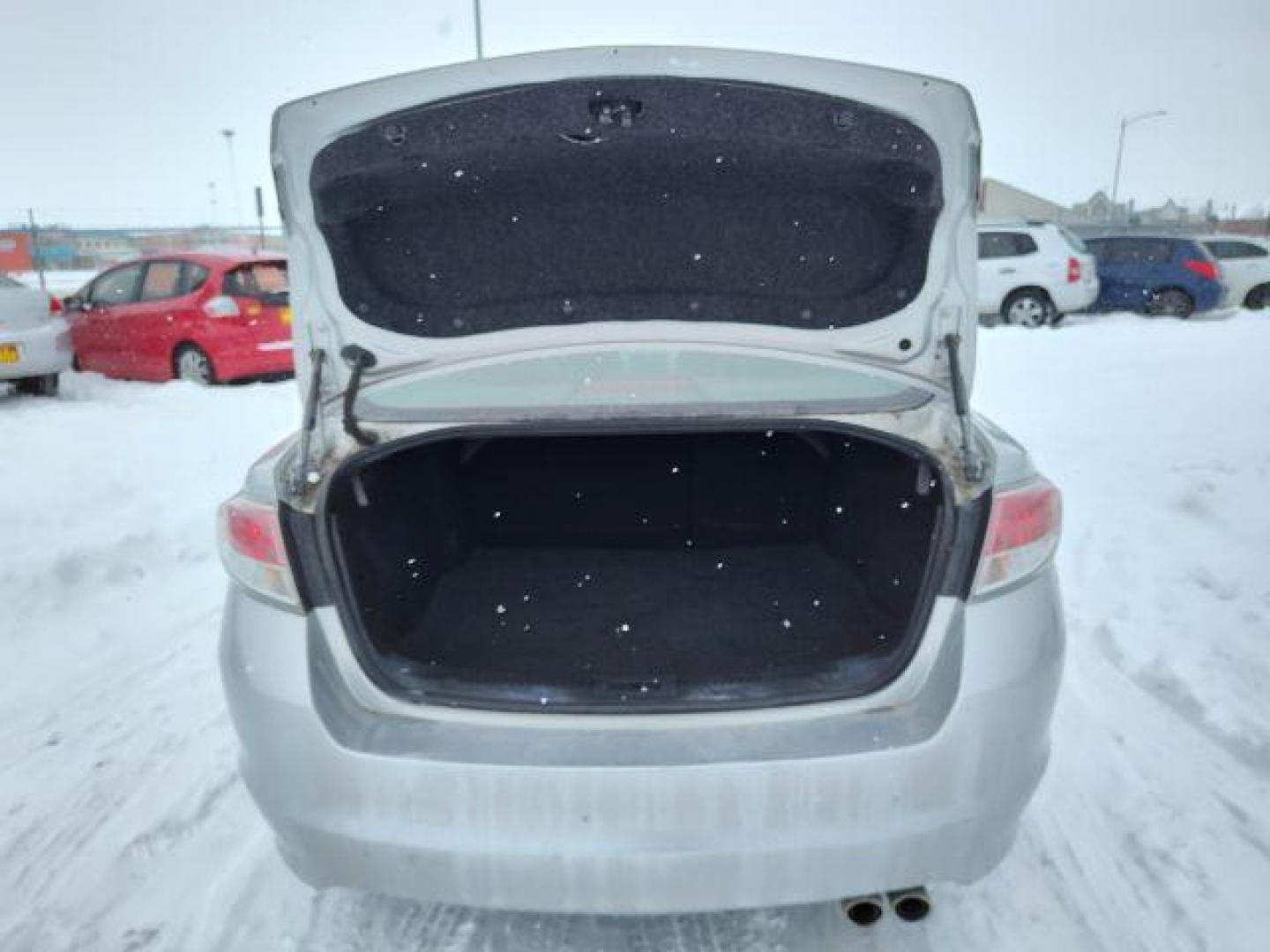 2009 Brilliant Silver Metallic Mazda Mazda6 i SV (1YVHP80A395) with an 2.5L L4 DOHC 16V engine, located at 4801 10th Ave S,, Great Falls, MT, 59405, 47.494347, -111.229942 - Photo#12