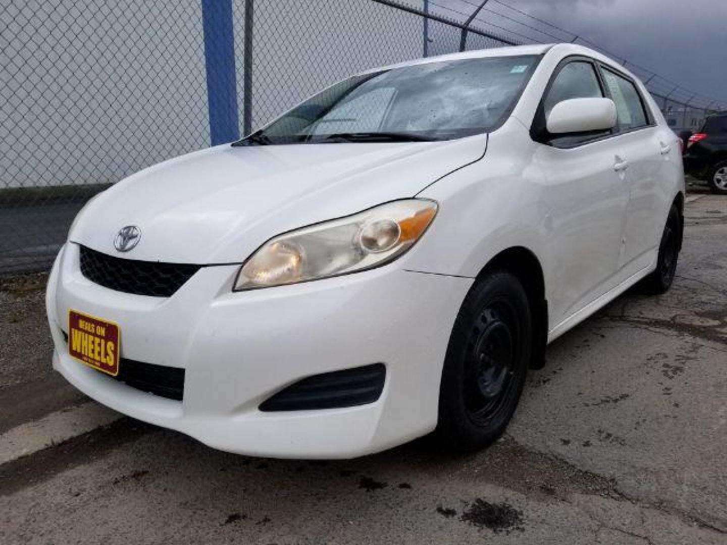 2009 Toyota Matrix Base 4-Speed AT (2T1KU40E09C) with an 1.8L L4 DOHC 16V engine, 4-Speed Automatic transmission, located at 1821 N Montana Ave., Helena, MT, 59601, 46.603447, -112.022781 - Photo#0