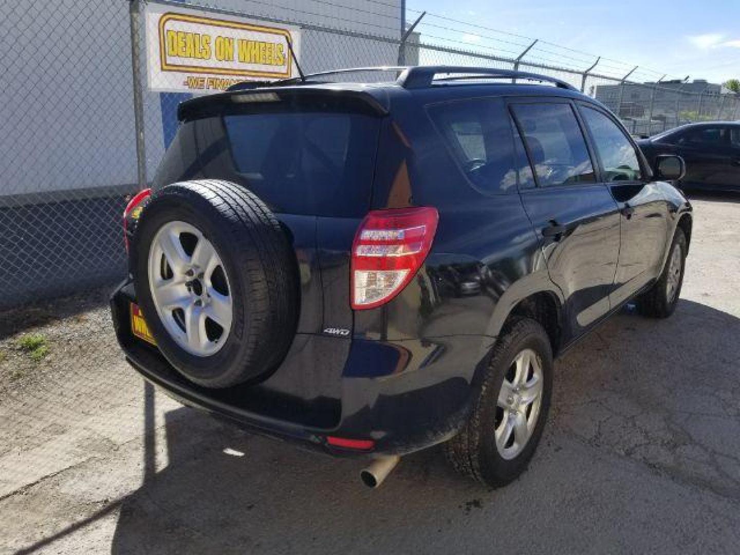 2009 Black Toyota RAV4 SPORT UTILITY 4-DR (JTMBF33V395) with an 2.4L L4 DOHC 16V engine, 4-Speed Automatic transmission, located at 1821 N Montana Ave., Helena, MT, 59601, 46.603447, -112.022781 - Photo#4