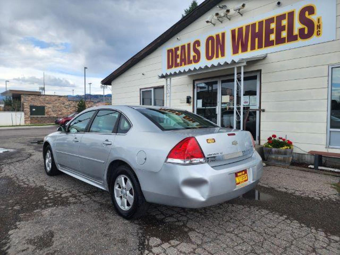 2010 Chevrolet Impala LT (2G1WB5EK4A1) with an 3.5L V6 OHV 12V FFV engine, 4-Speed Automatic transmission, located at 1800 West Broadway, Missoula, 59808, (406) 543-1986, 46.881348, -114.023628 - Photo#4