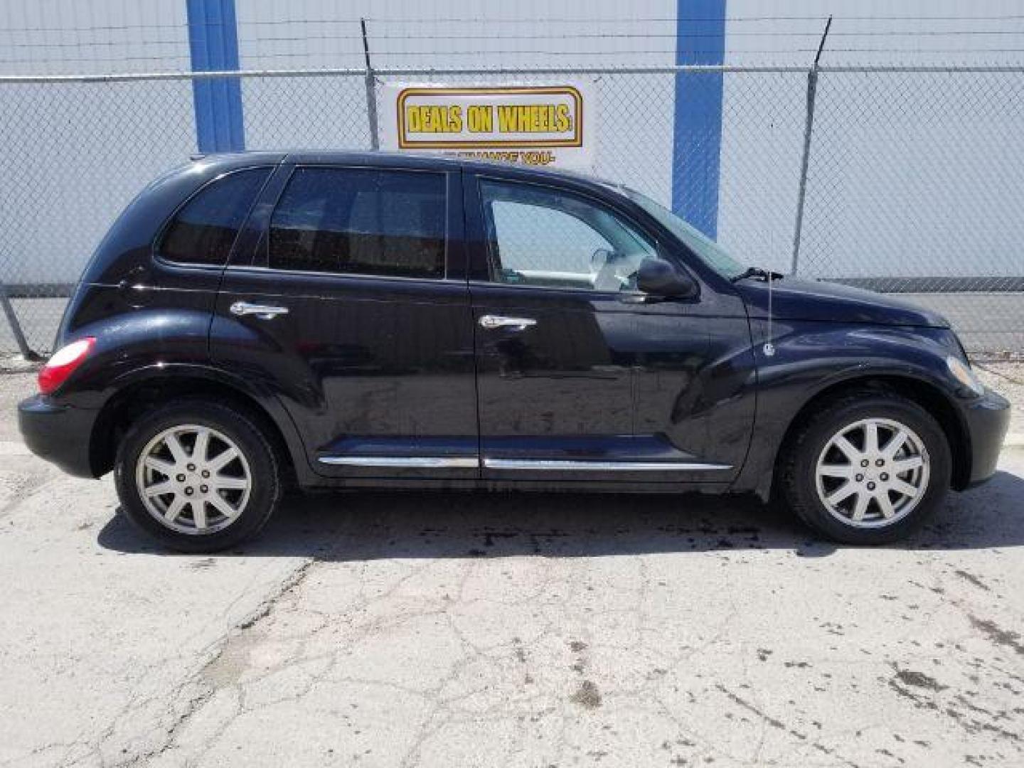 2010 Chrysler PT Cruiser Classic (3A4GY5F96AT) with an 2.4L L4 DOHC 16V engine, located at 1821 N Montana Ave., Helena, MT, 59601, 46.603447, -112.022781 - Photo#5