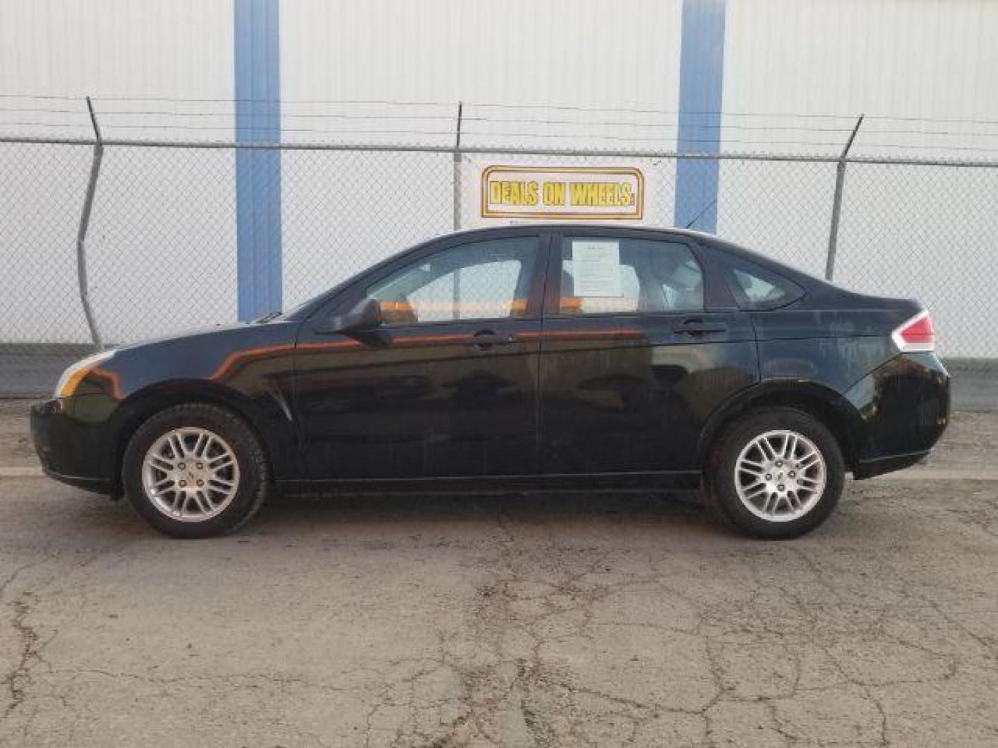 2010 Ford Focus SE Sedan (1FAHP3FN5AW) with an 2.0L L4 DOHC 16V engine, located at 601 E. Idaho St., Kalispell, MT, 59901, 48.203983, -114.308662 - Photo#6