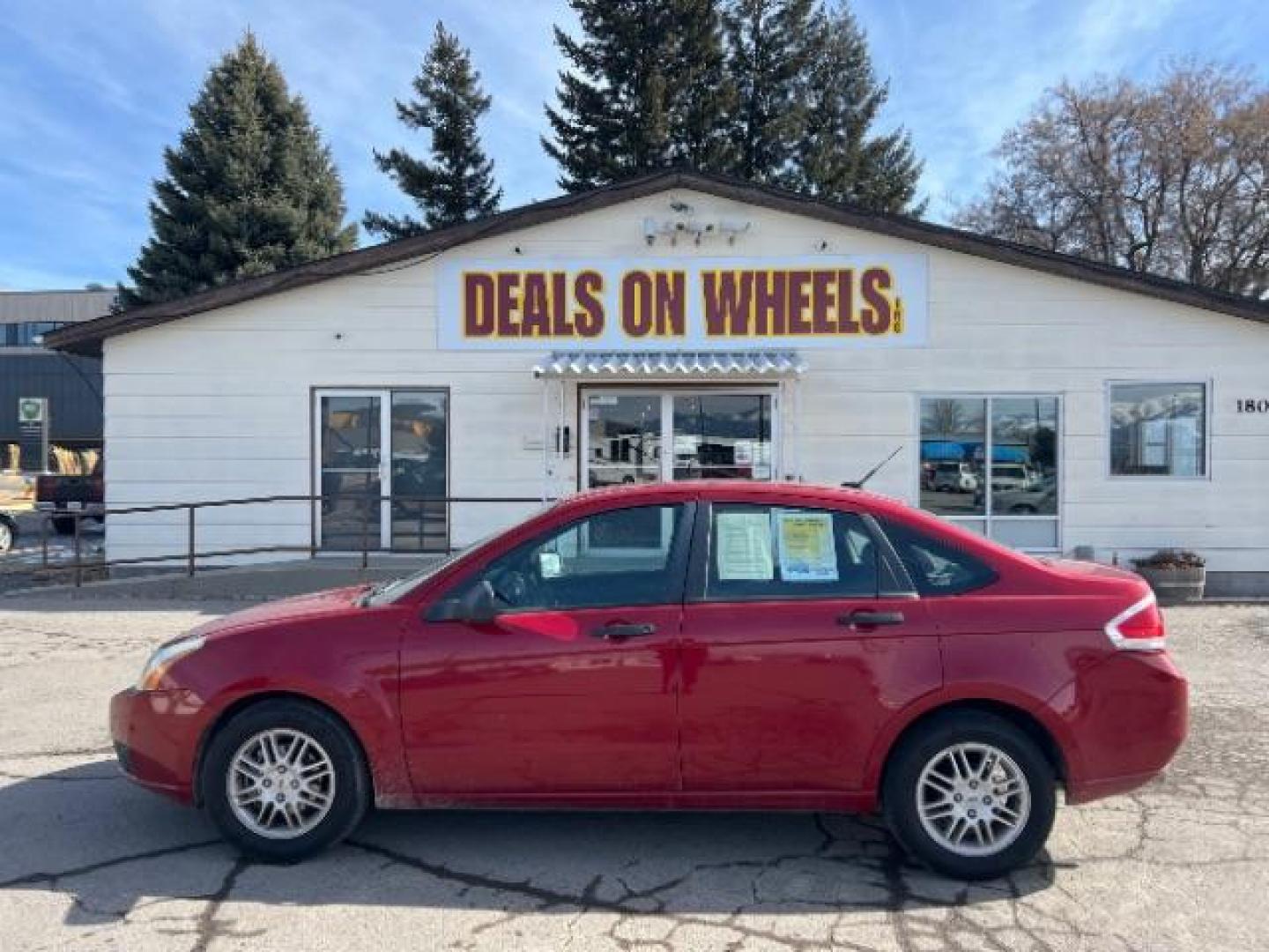 2010 Ford Focus SE Sedan (1FAHP3FN0AW) with an 2.0L L4 DOHC 16V engine, located at 1800 West Broadway, Missoula, 59808, (406) 543-1986, 46.881348, -114.023628 - Photo#5