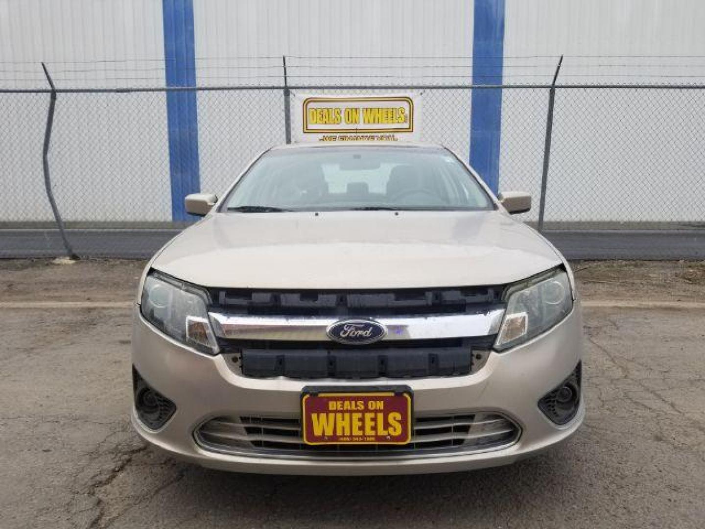 2010 Ford Fusion SE (3FAHP0HAXAR) with an 2.5L L4 DOHC 16V engine, located at 601 E. Idaho St., Kalispell, MT, 59901, 48.203983, -114.308662 - Photo#1