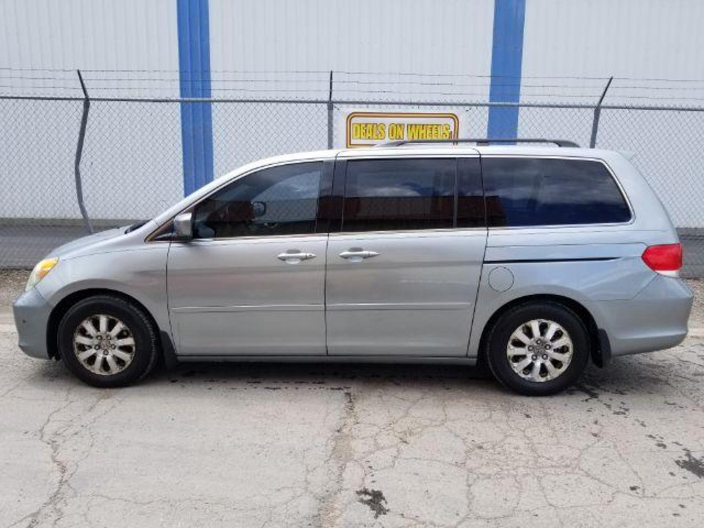 2010 Honda Odyssey EX-L w/ DVD and Navigation (5FNRL3H78AB) with an 3.5L V6 SOHC 24V engine, 5-Speed Automatic transmission, located at 1821 N Montana Ave., Helena, MT, 59601, 46.603447, -112.022781 - Photo#2