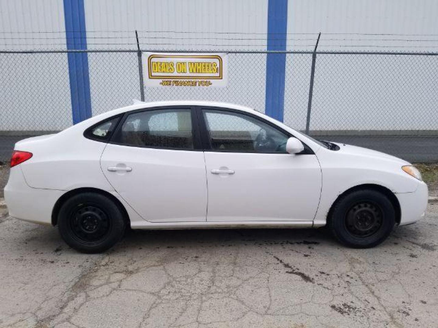 2010 Hyundai Elantra SE (KMHDU4AD0AU) with an 2.0L L4 DOHC 16V engine, located at 1821 N Montana Ave., Helena, MT, 59601, 46.603447, -112.022781 - Photo#5