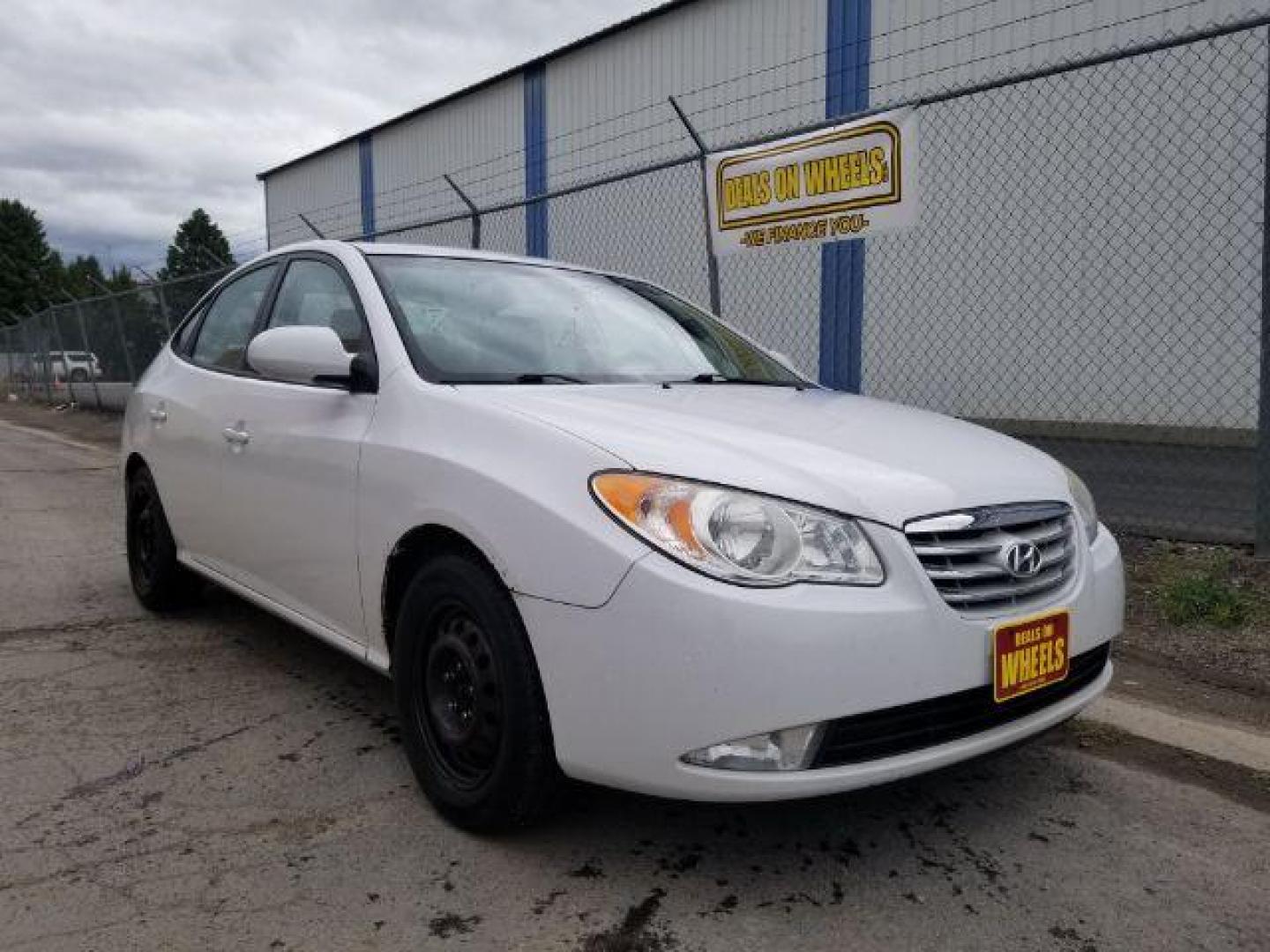 2010 Hyundai Elantra SE (KMHDU4AD0AU) with an 2.0L L4 DOHC 16V engine, located at 1821 N Montana Ave., Helena, MT, 59601, 46.603447, -112.022781 - Photo#6