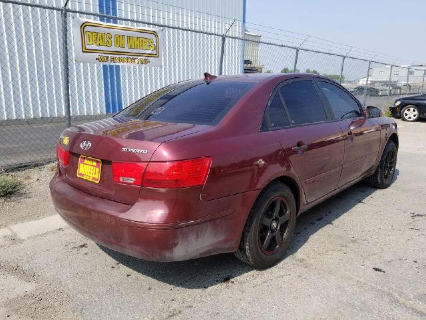 2010 Hyundai Sonata GLS (5NPET4AC2AH) with an 2.4L L4 DOHC 16V engine, located at 4047 Montana Ave., Billings, MT, 59101, 45.770847, -108.529800 - Photo#3