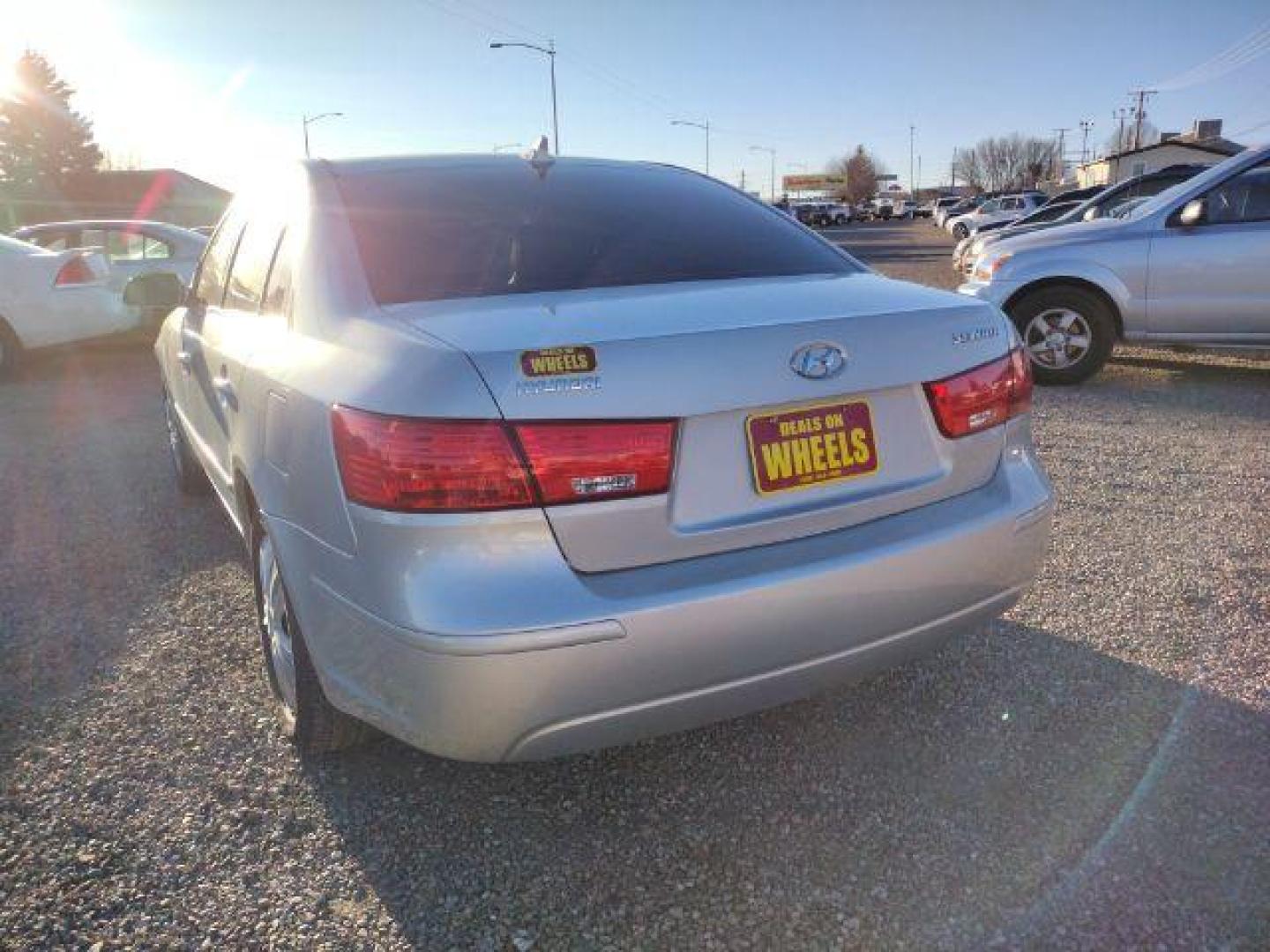 2010 Hyundai Sonata GLS (5NPET4AC2AH) with an 2.4L L4 DOHC 16V engine, located at 4801 10th Ave S,, Great Falls, MT, 59405, 47.494347, -111.229942 - Photo#2