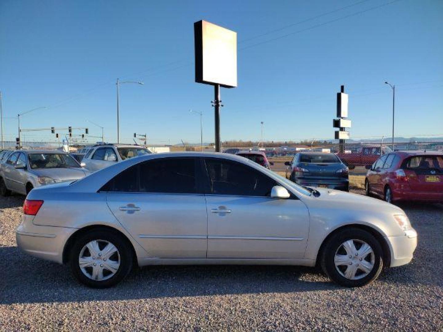 2010 Hyundai Sonata GLS (5NPET4AC2AH) with an 2.4L L4 DOHC 16V engine, located at 4801 10th Ave S,, Great Falls, MT, 59405, 47.494347, -111.229942 - Photo#5