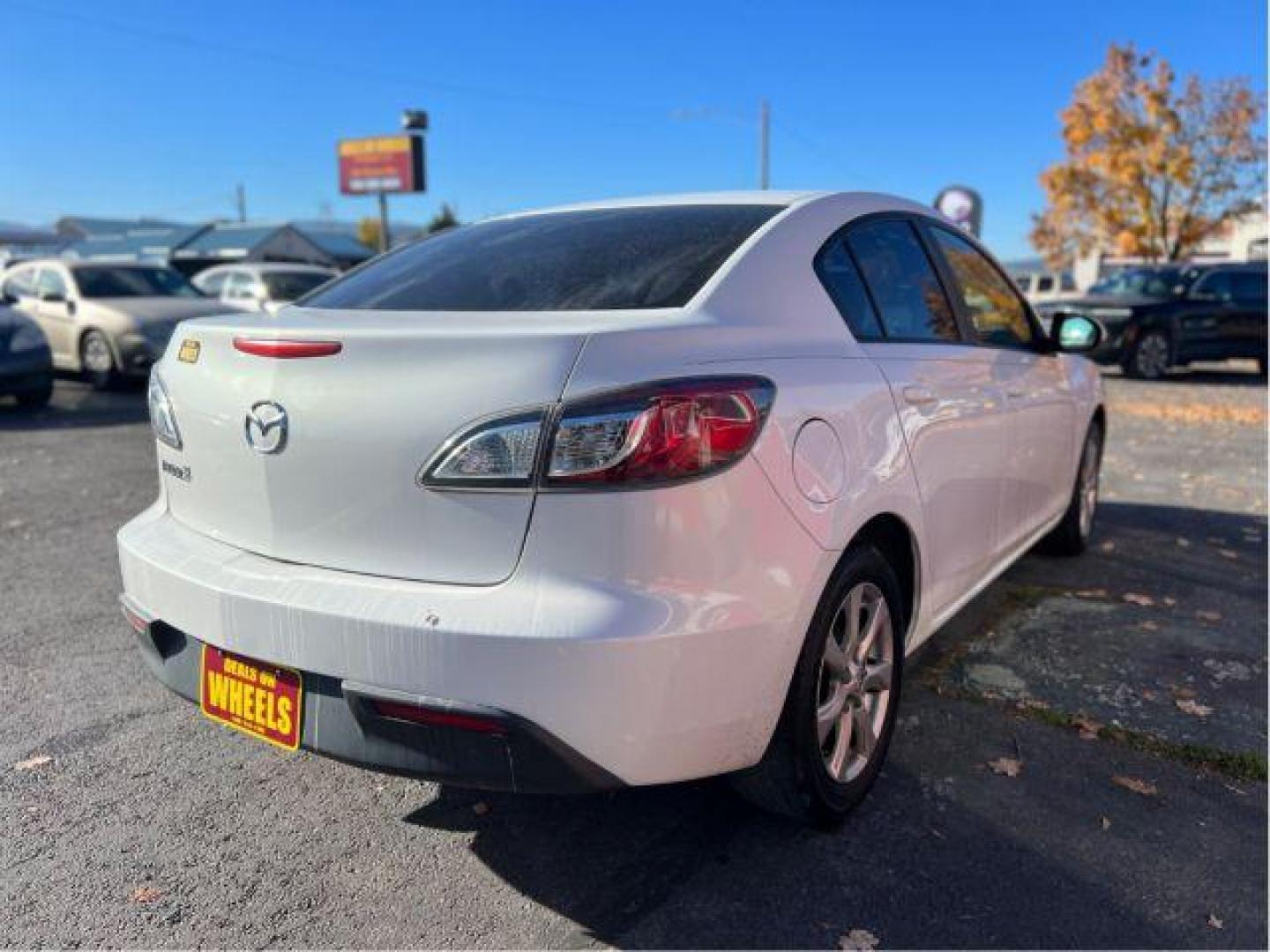 2010 Mazda MAZDA3 i Sport 4-Door (JM1BL1SF6A1) with an 2.0L L4 DOHC 16V engine, located at 601 E. Idaho St., Kalispell, MT, 59901, 48.203983, -114.308662 - Photo#4