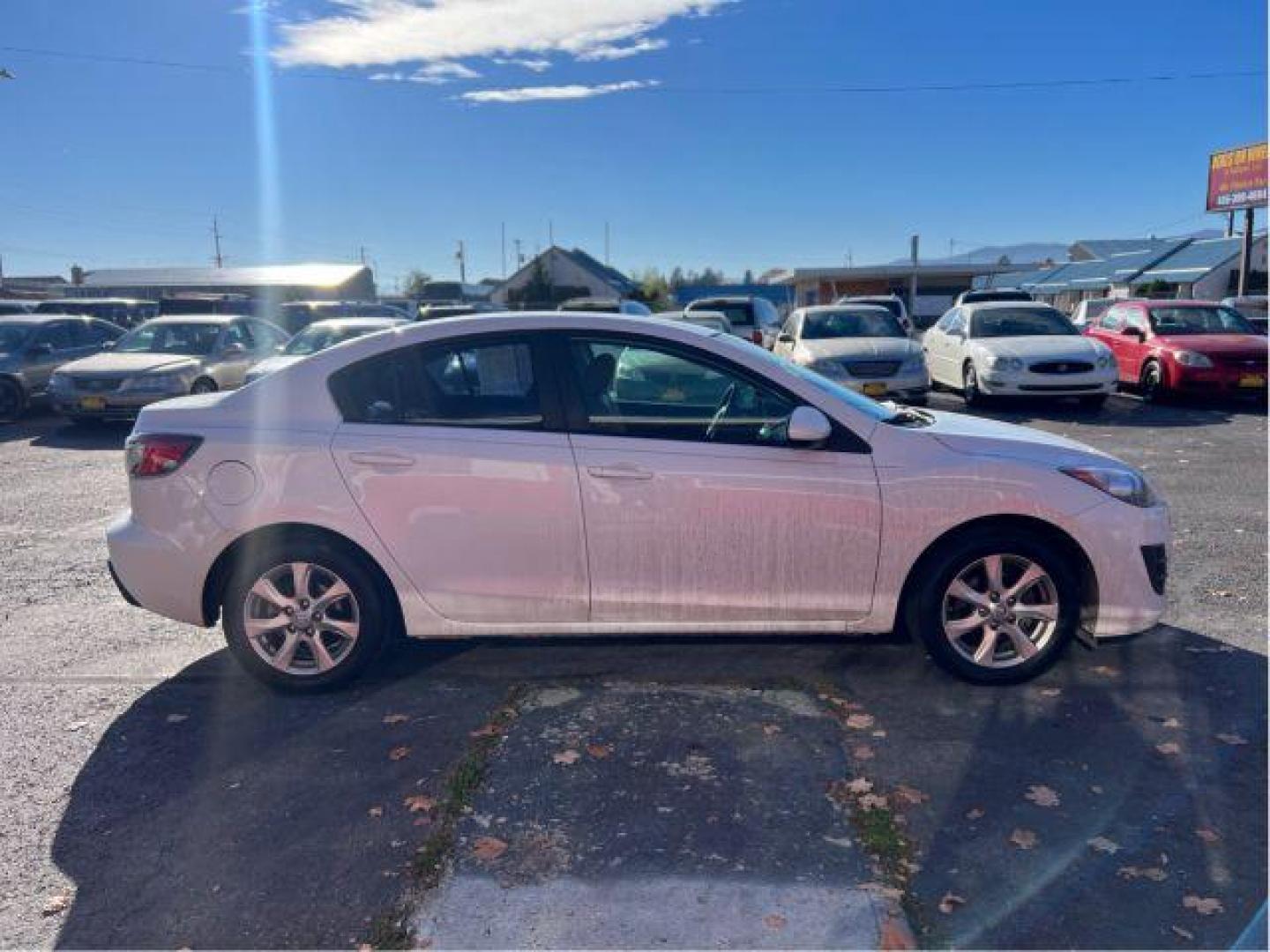 2010 Mazda MAZDA3 i Sport 4-Door (JM1BL1SF6A1) with an 2.0L L4 DOHC 16V engine, located at 601 E. Idaho St., Kalispell, MT, 59901, 48.203983, -114.308662 - Photo#5