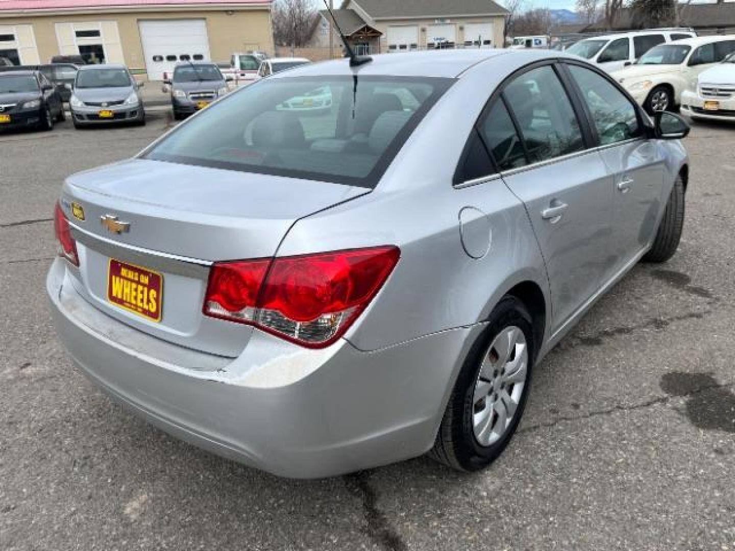 2011 Chevrolet Cruze 2LS (1G1PC5SHXB7) with an 1.8L L4 DOHC 16V FFV engine, 6-Speed Automatic transmission, located at 1821 N Montana Ave., Helena, MT, 59601, 46.603447, -112.022781 - Photo#3