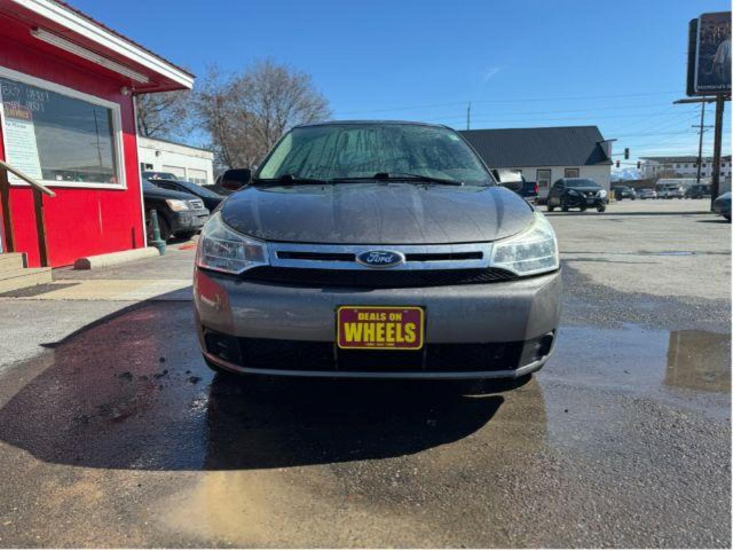 2011 Ford Focus SE Sedan (1FAHP3FN1BW) with an 2.0L L4 DOHC 16V engine, located at 601 E. Idaho St., Kalispell, MT, 59901, 48.203983, -114.308662 - Photo#7