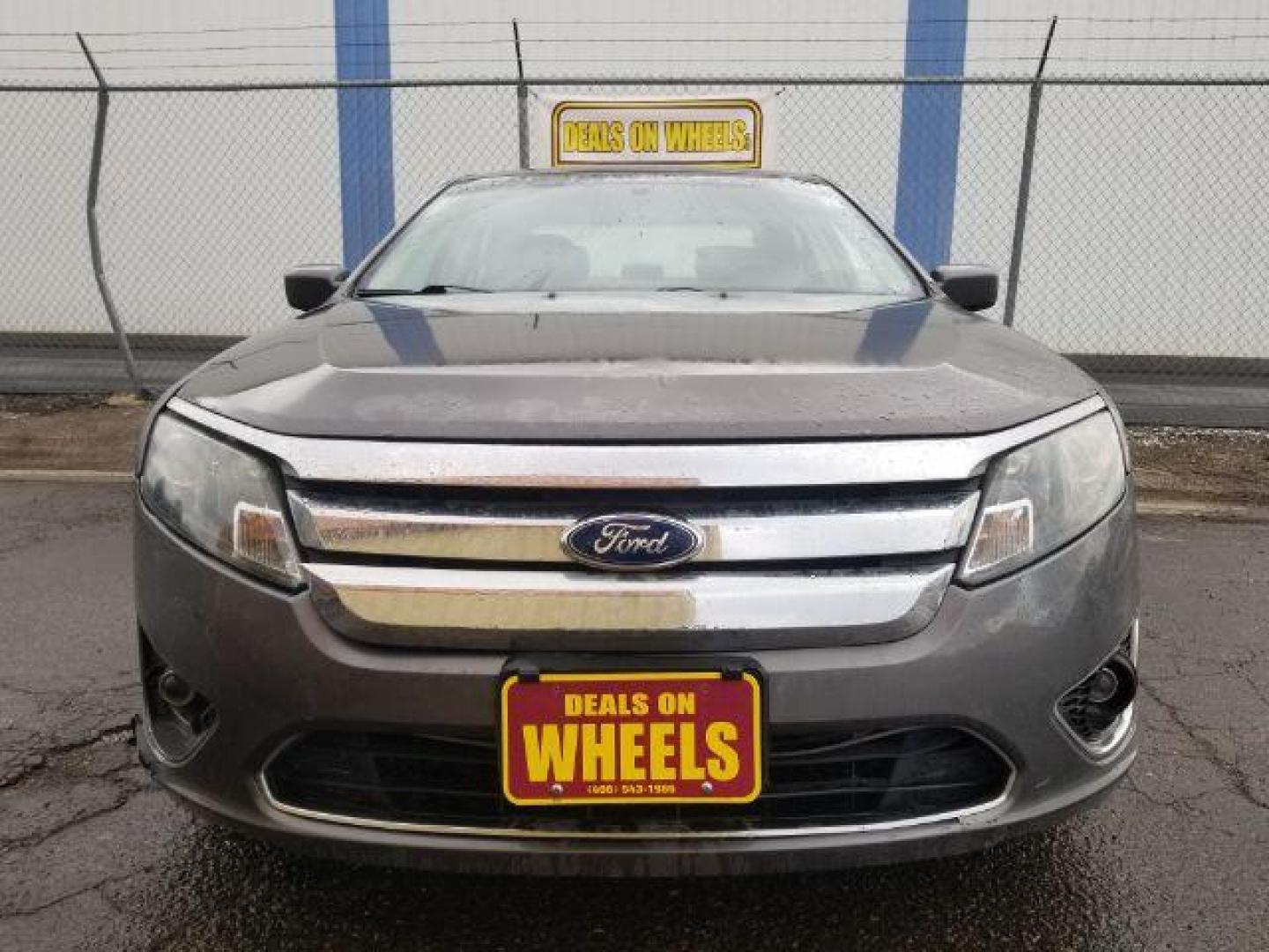 2011 Ford Fusion V6 SEL (3FAHP0JG4BR) with an 3.0L V6 DOHC 24V engine, located at 4801 10th Ave S,, Great Falls, MT, 59405, 47.494347, -111.229942 - Photo#1