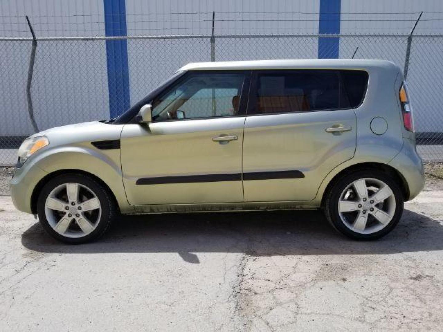 2011 Kia Soul Sport (KNDJT2A2XB7) with an 2.0L L4 DOHC 16V engine, located at 4801 10th Ave S,, Great Falls, MT, 59405, 47.494347, -111.229942 - Photo#2