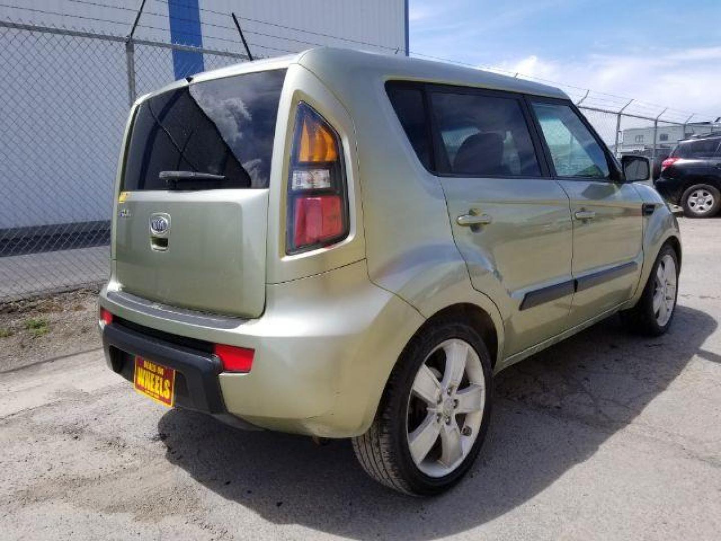 2011 Kia Soul Sport (KNDJT2A2XB7) with an 2.0L L4 DOHC 16V engine, located at 4801 10th Ave S,, Great Falls, MT, 59405, 47.494347, -111.229942 - Photo#4