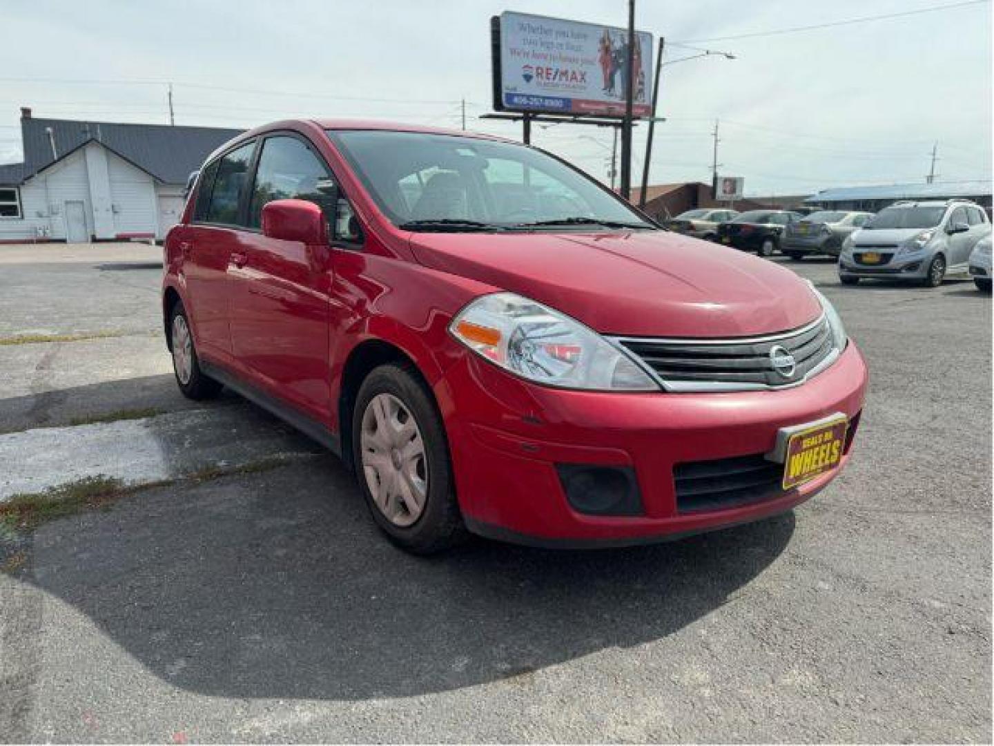 2011 Nissan Versa 1.8 SL Hatchback (3N1BC1CP0BL) with an 1.8L L4 DOHC 16V engine, Continuously Variable Transmission transmission, located at 601 E. Idaho St., Kalispell, MT, 59901, 48.203983, -114.308662 - Photo#5