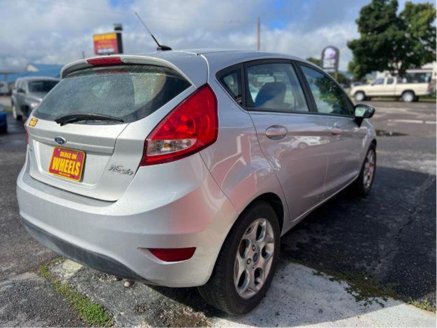 2012 Ford Fiesta SES Hatchback (3FADP4FJ5CM) with an 1.6L L4 DOHC 16V engine, located at 601 E. Idaho St., Kalispell, MT, 59901, 48.203983, -114.308662 - Photo#4